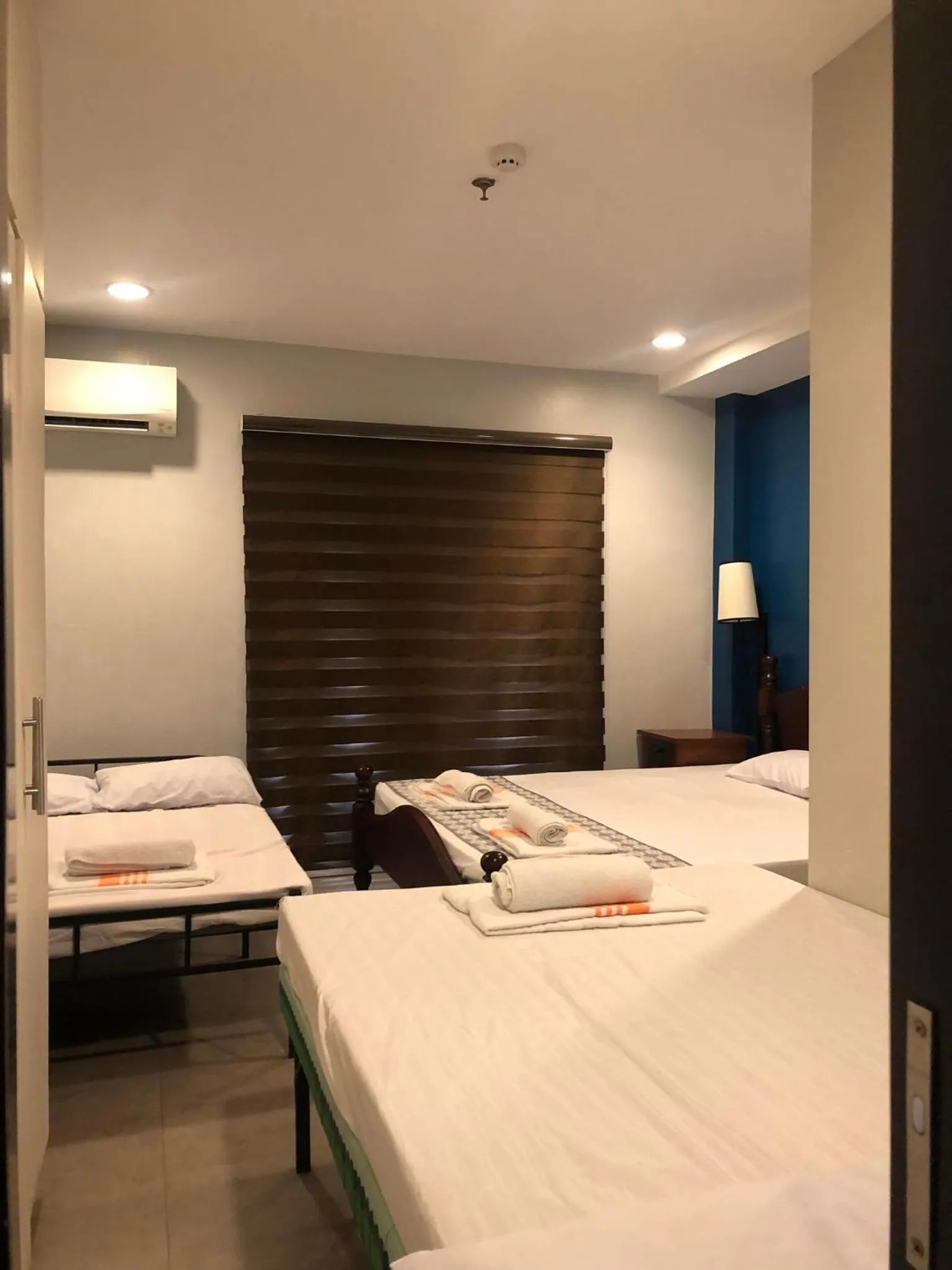 Bed in 2F Vivere Condo - Govantes Properties