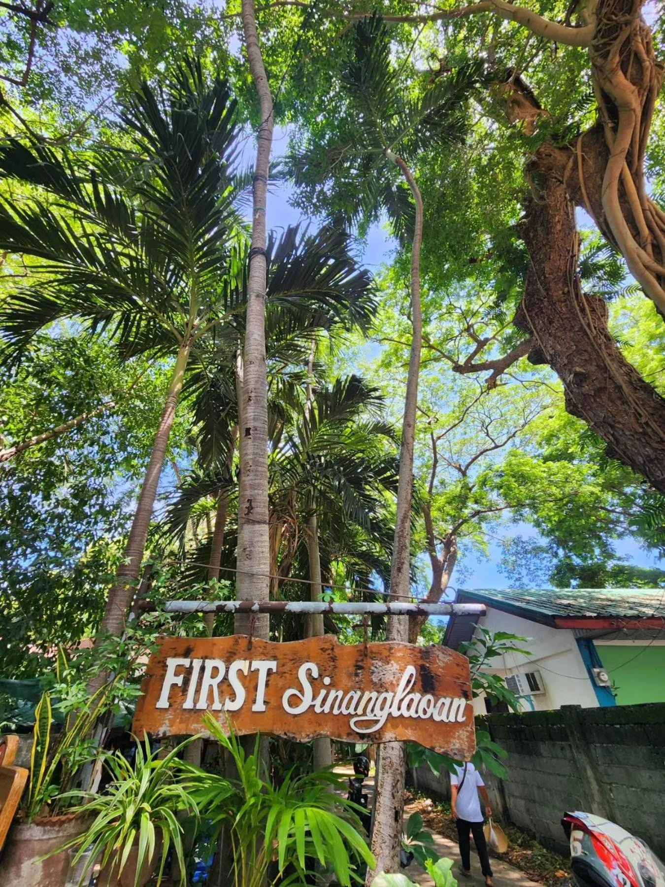 2F Vivere Condo - Govantes Properties