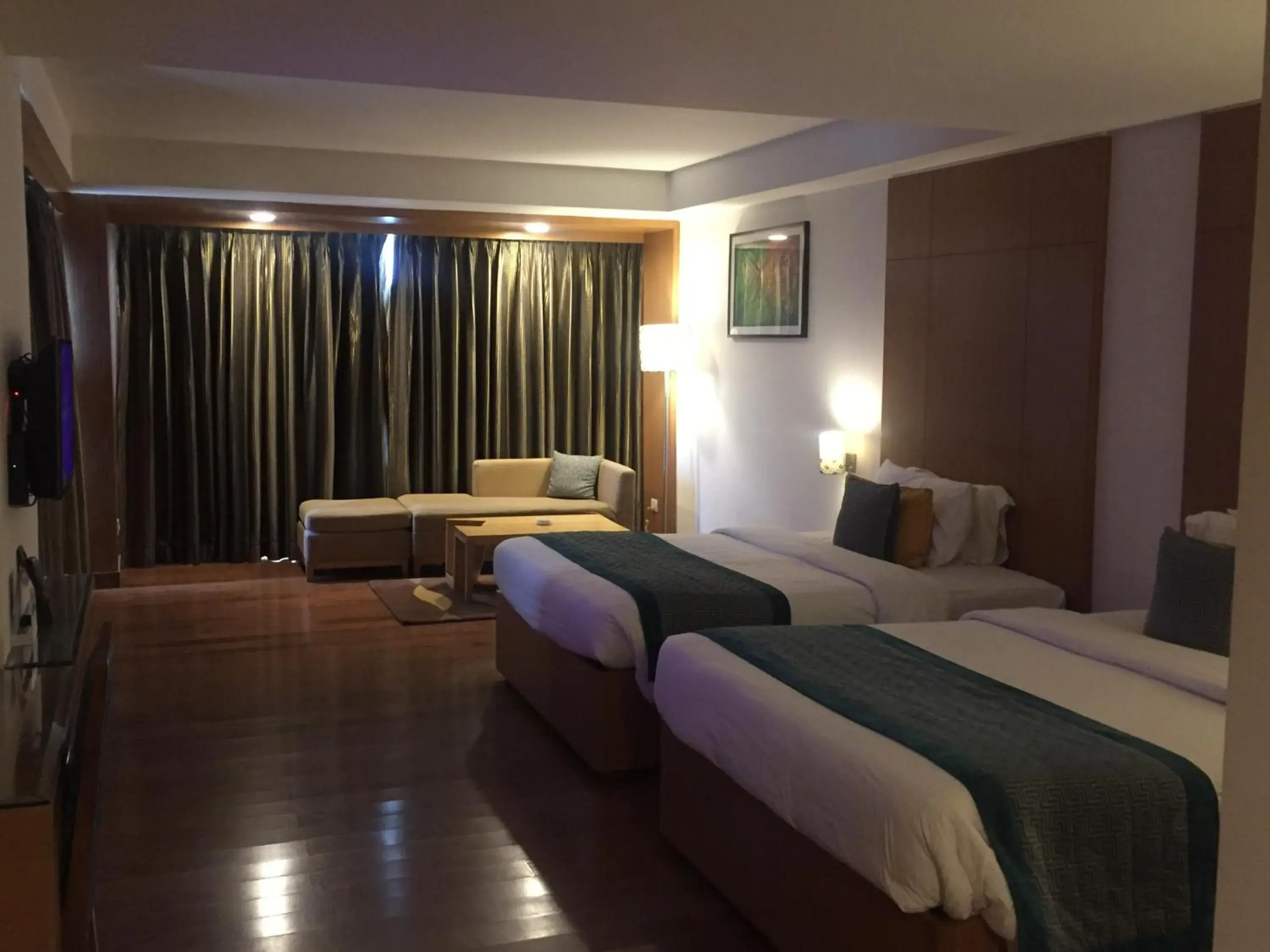 Photo of the whole room, Bed in Lemon Tree Hotel, Dehradun Photo of the whole room, Bed in Lemon Tree Hotel, Dehradun