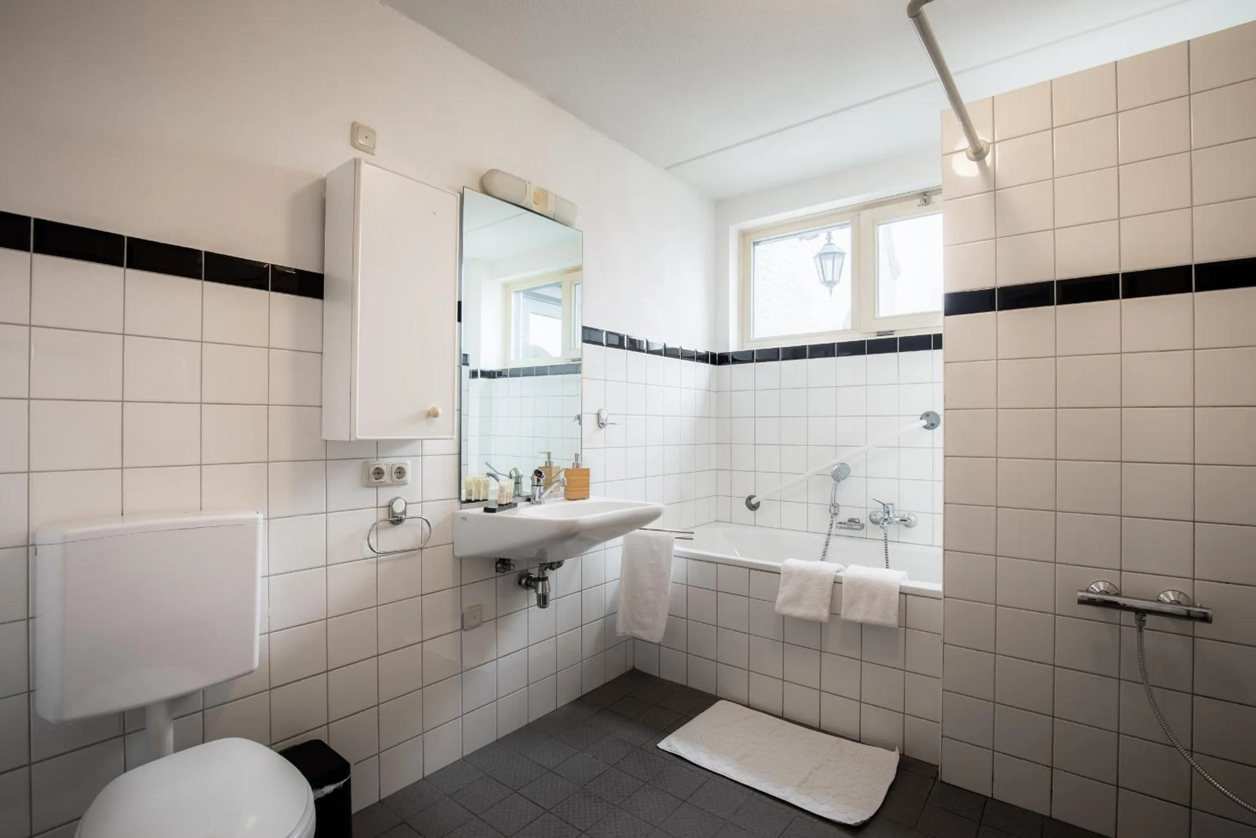 Bathroom in Hotel Nieuw Antiek