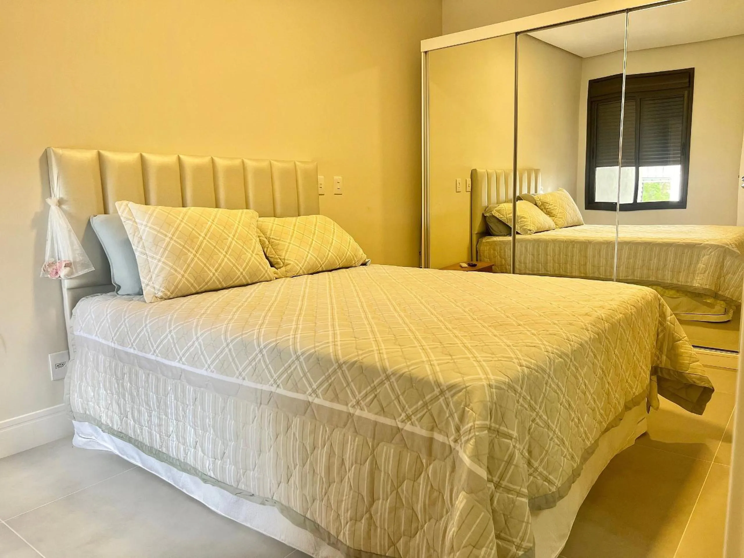 Lindo Apartamento! 100m da Praia Grande! EC01I