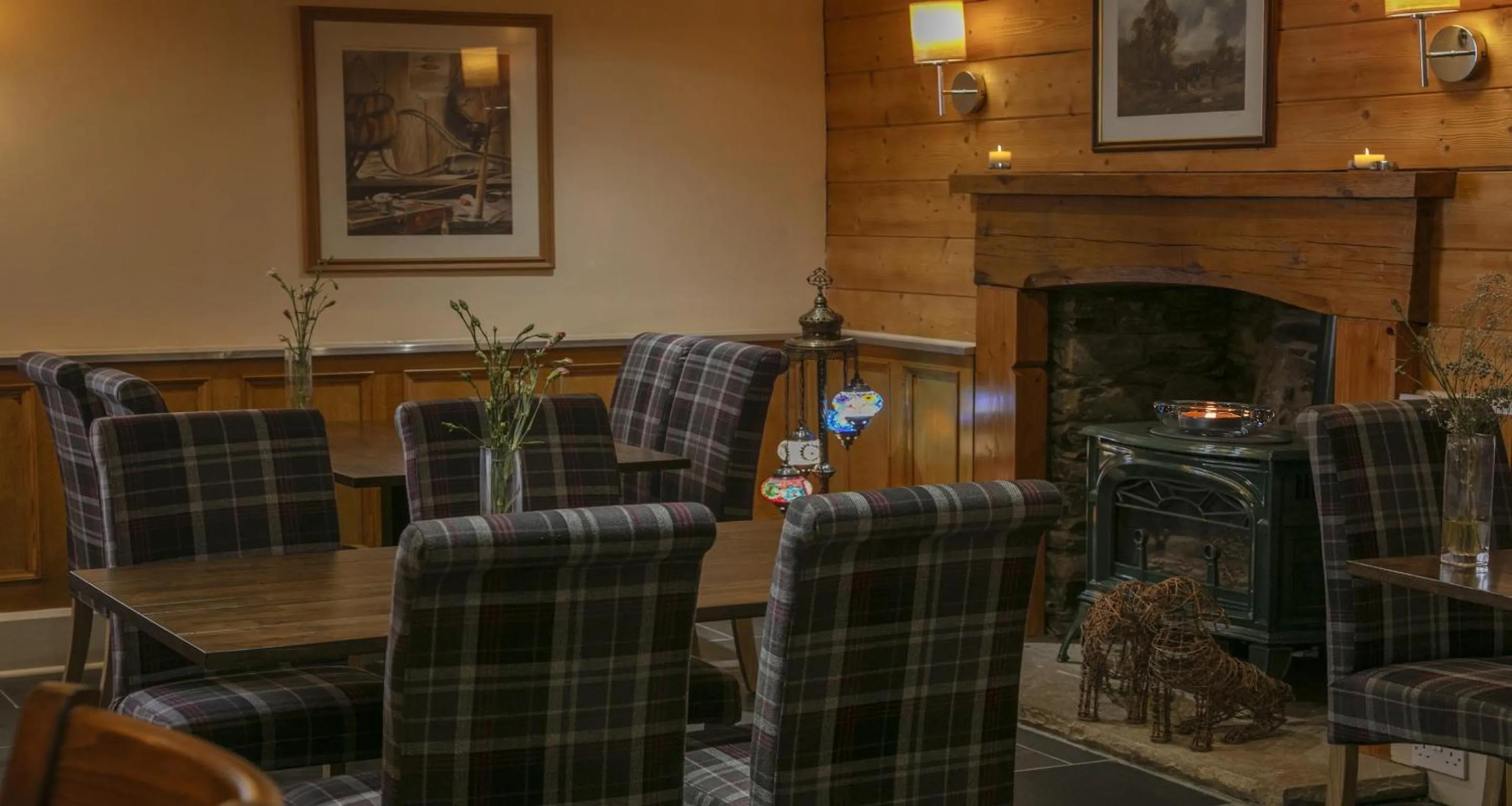 Restaurant/places to eat in All Seasons Philipburn, BW Signature Collection