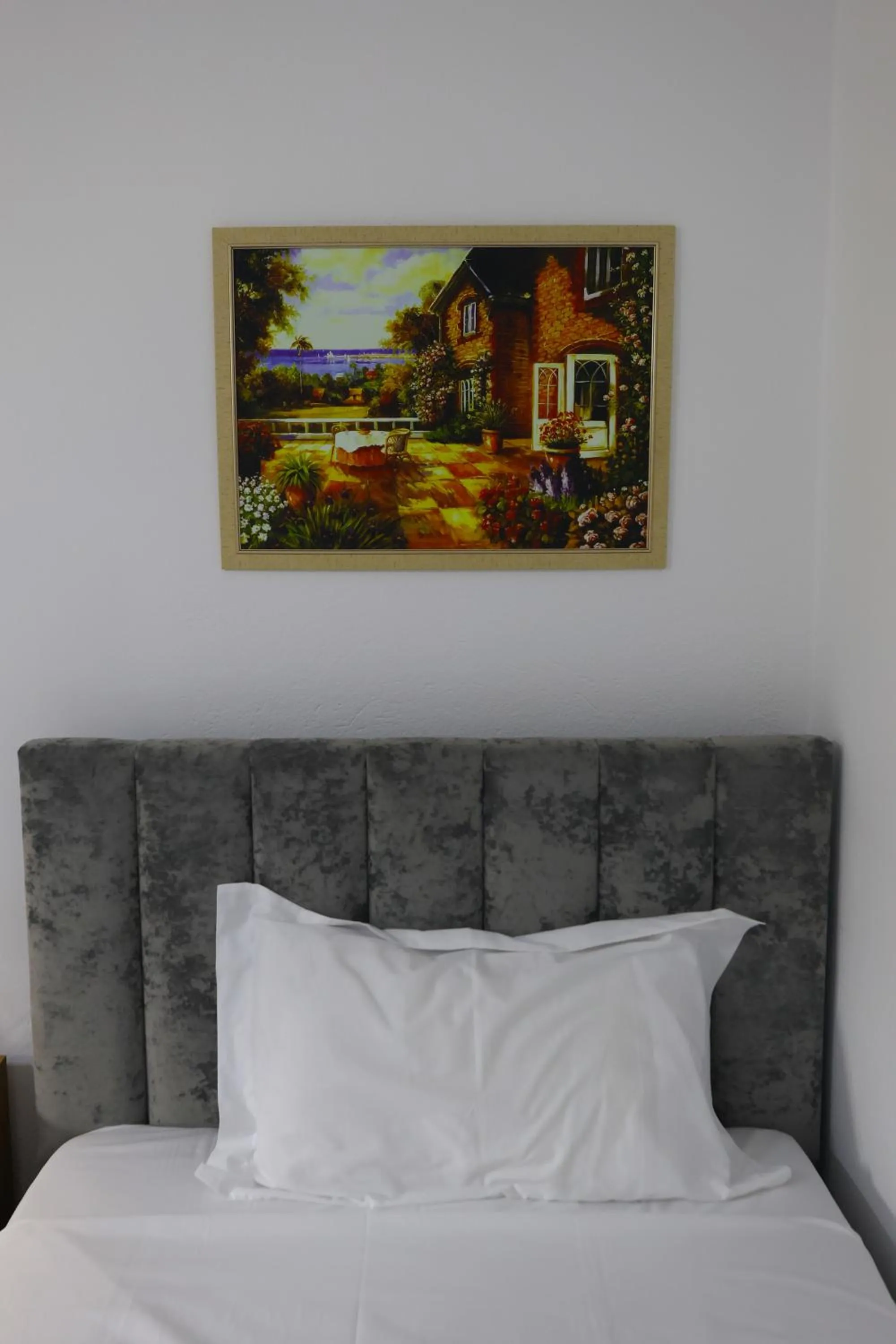 Photo of the whole room, Bed in Vila Alizee Hotel