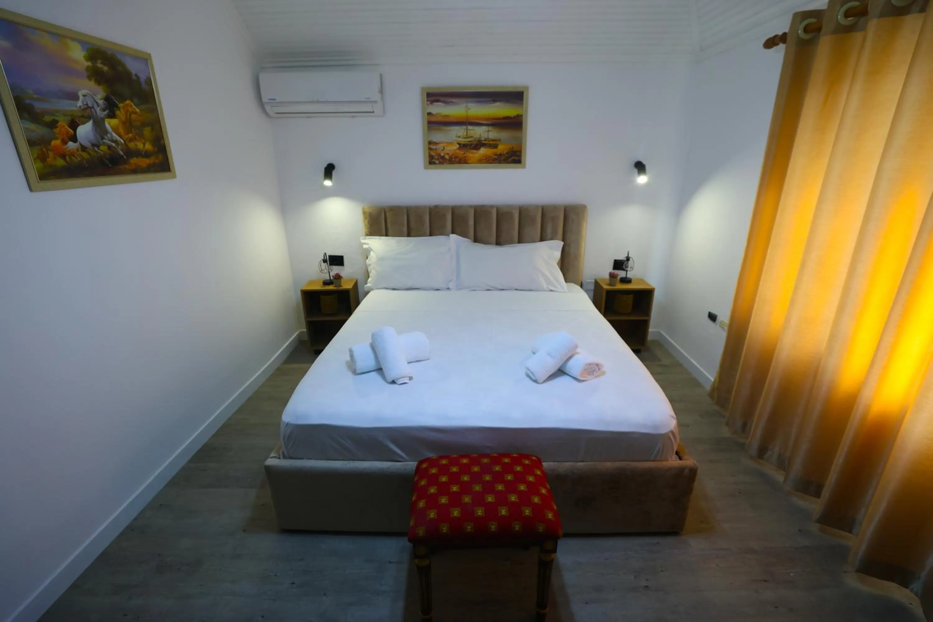 Photo of the whole room, Bed in Vila Alizee Hotel