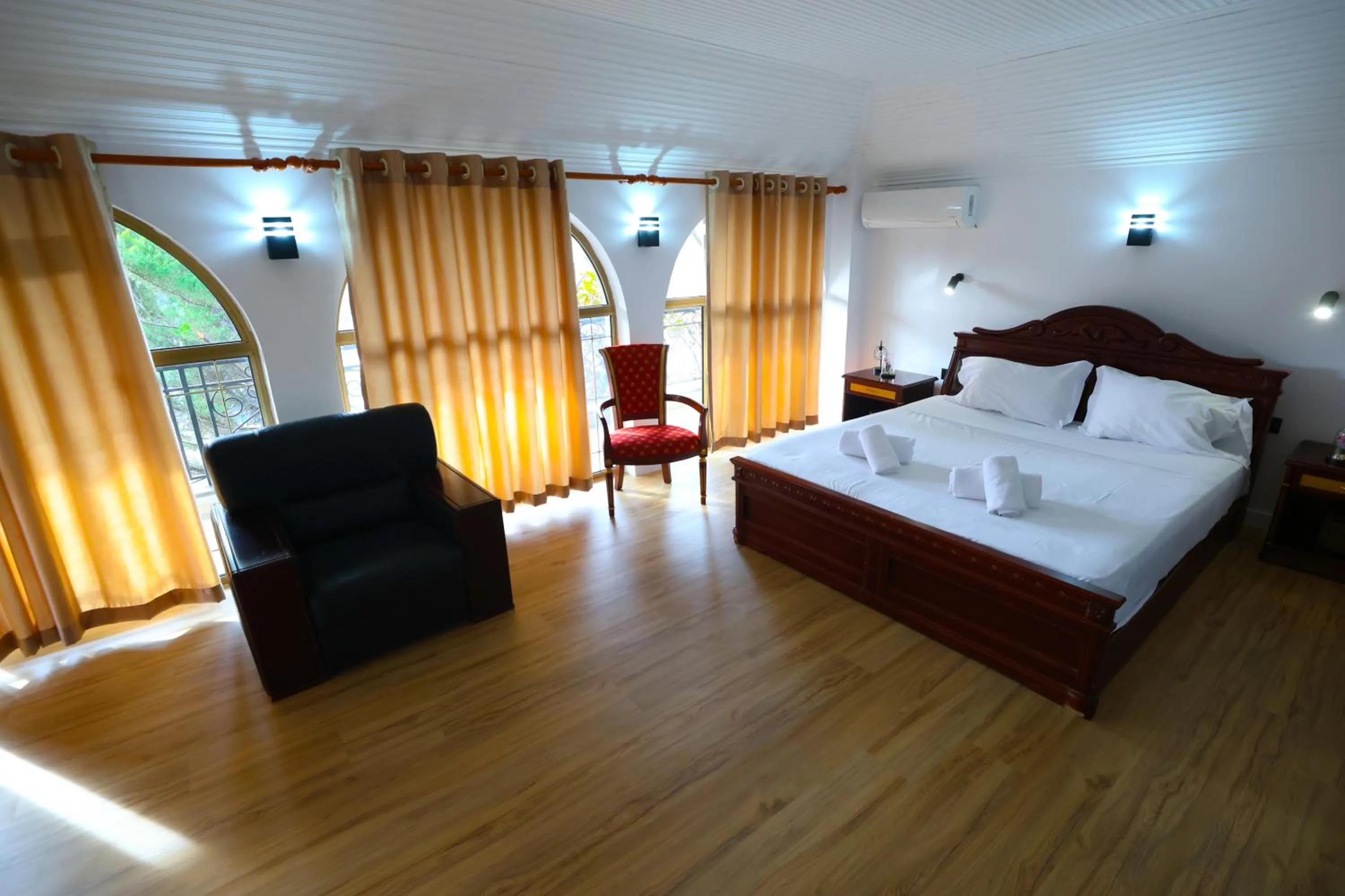 Bed in Vila Alizee Hotel