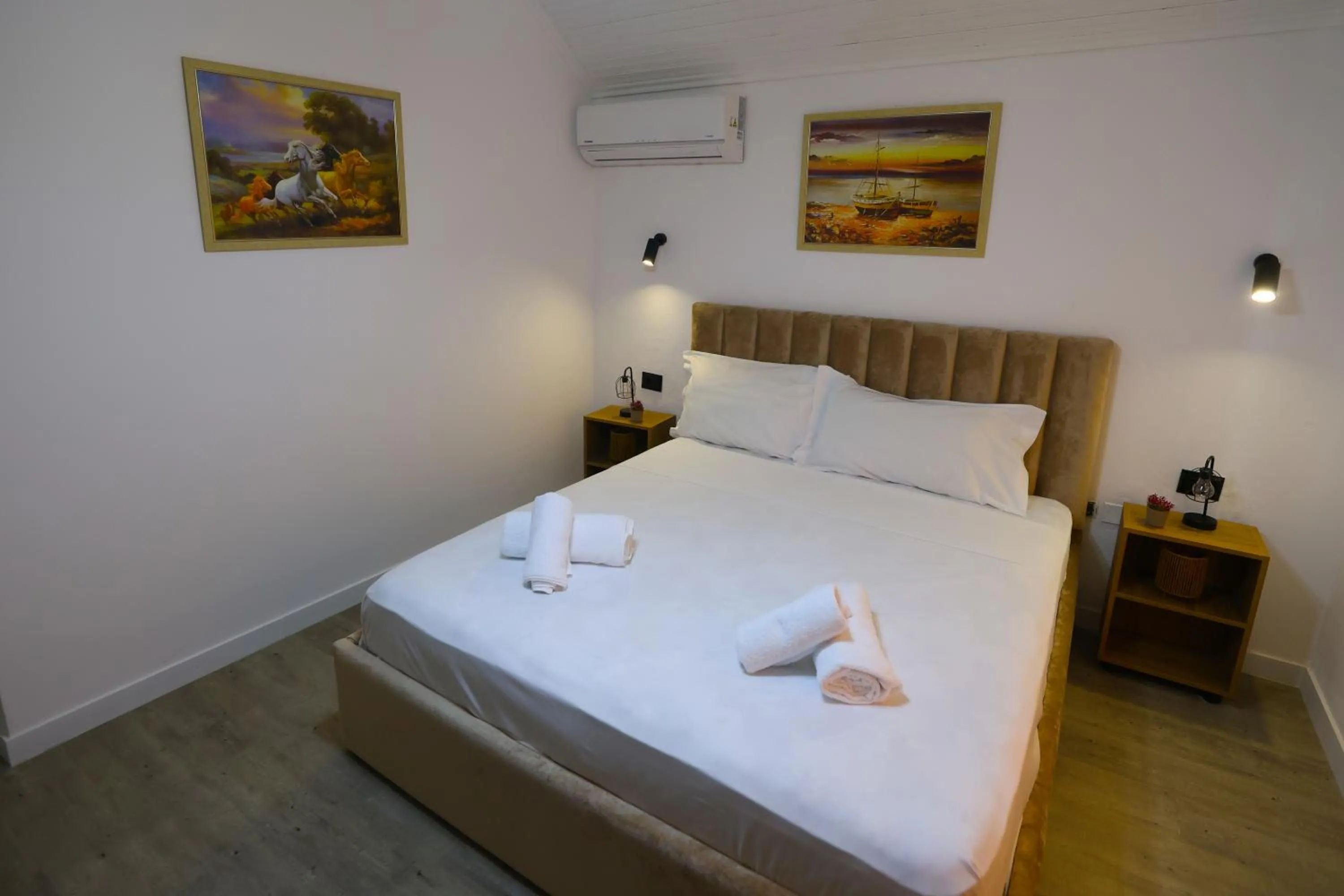 Bed in Vila Alizee Hotel