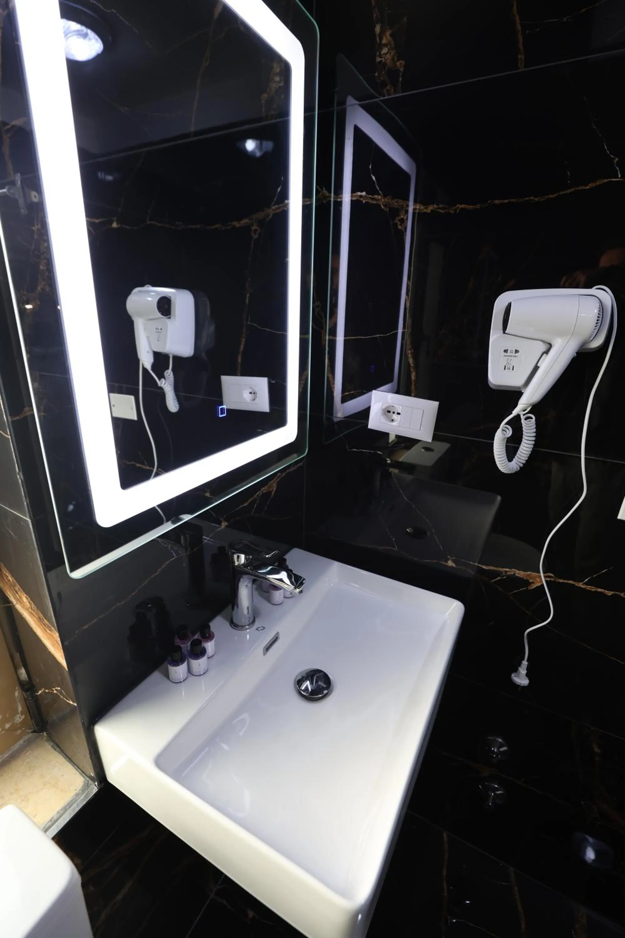 Bathroom in Vila Alizee Hotel