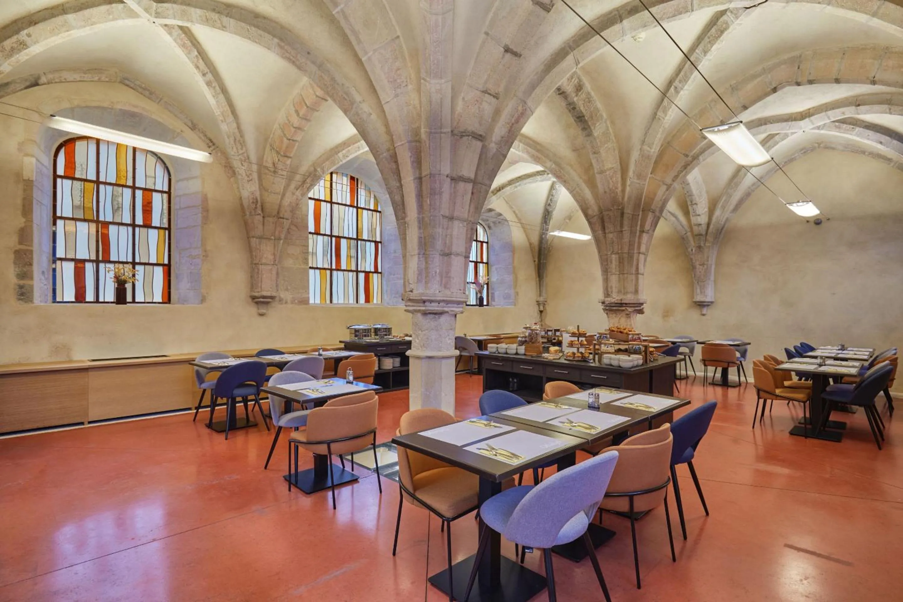 Restaurant/places to eat in Appart'hôtel Odalys City - Dijon Centre Les Cordeliers