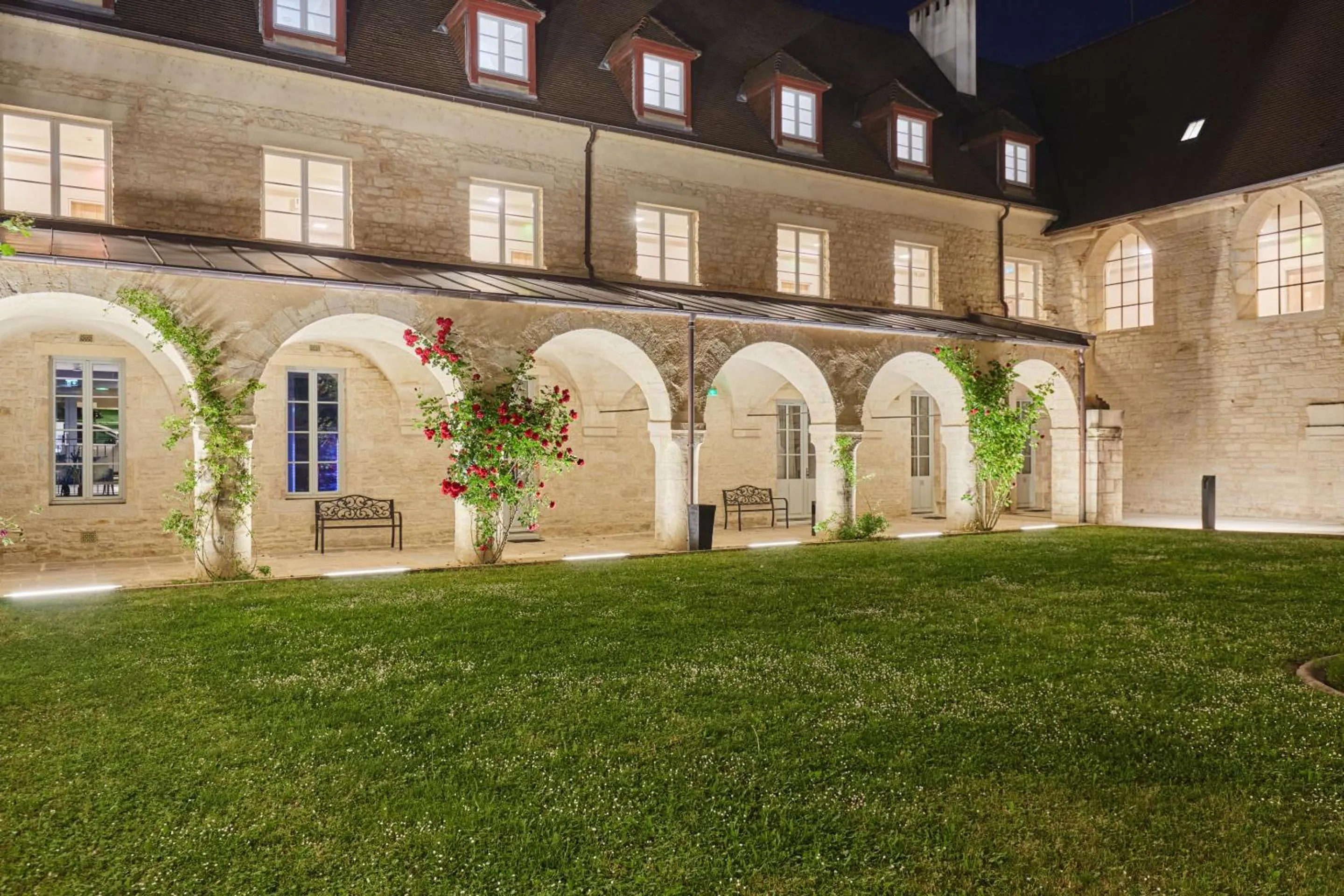 Property building in Appart'hôtel Odalys City - Dijon Centre Les Cordeliers