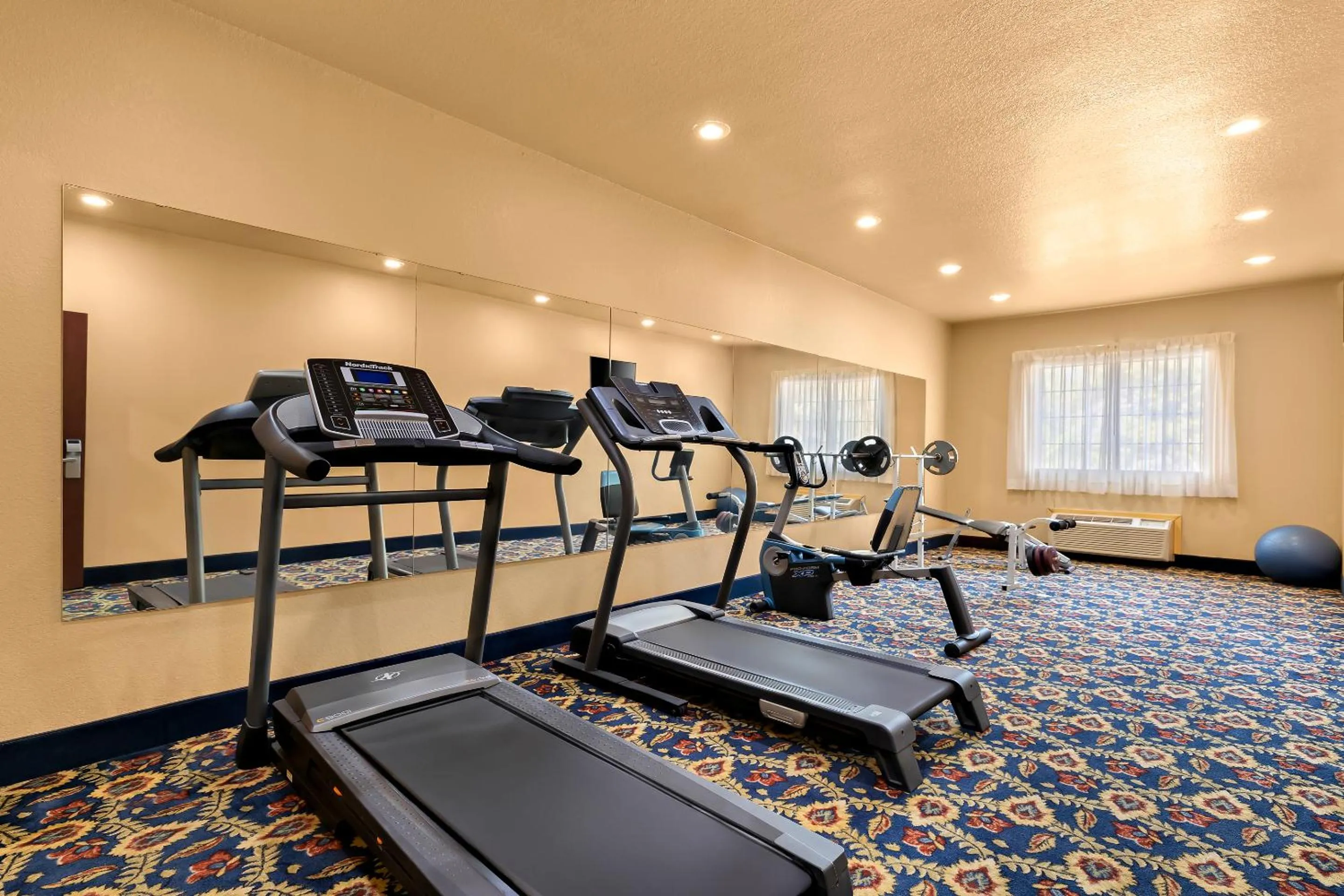 Fitness centre/facilities in Quality Inn & Suites McAlester on Hwy 69