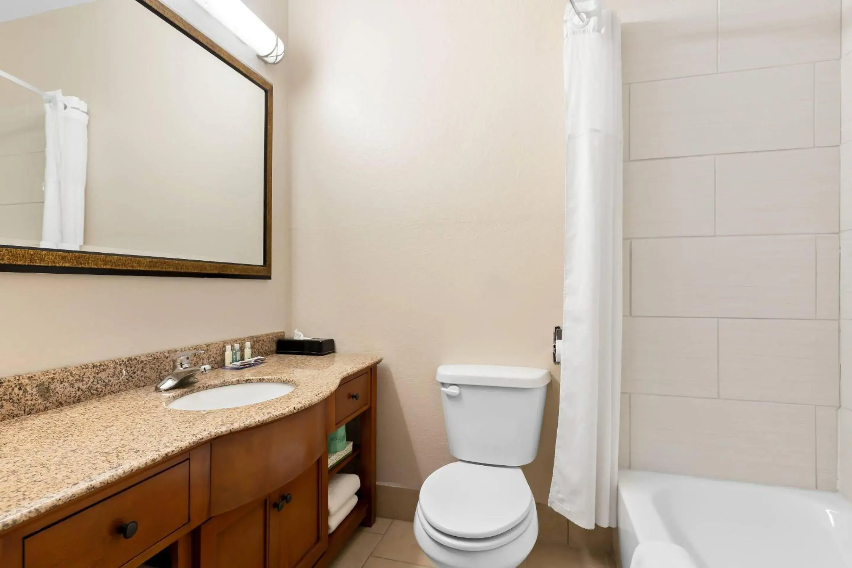 Bedroom in Quality Inn & Suites McAlester on Hwy 69 Bedroom in Quality Inn & Suites McAlester on Hwy 69