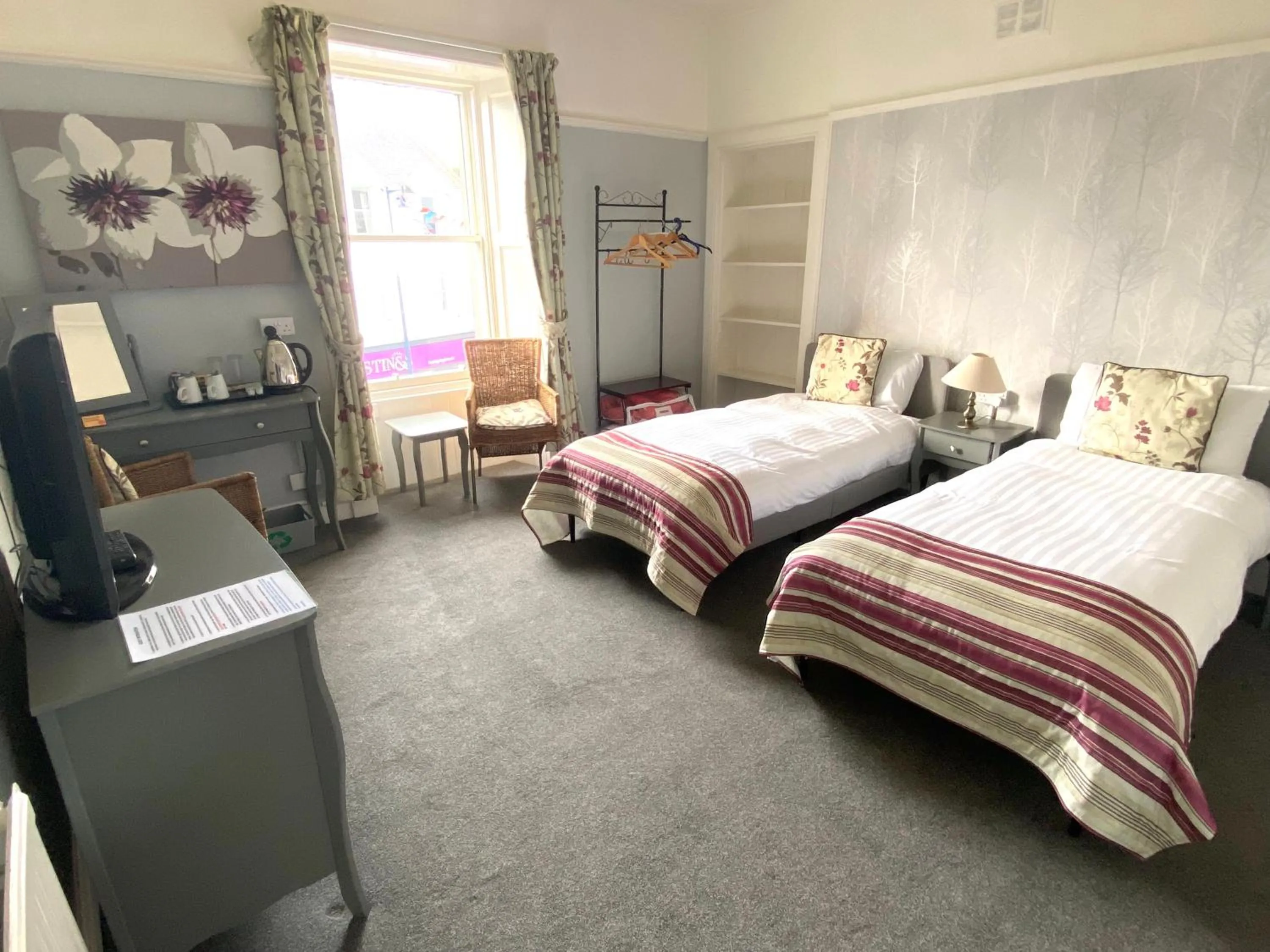 Bedroom, Bed in The County Hotel - Self Check-In, Ultra Fast WI-FI, Free Parking, Central Location