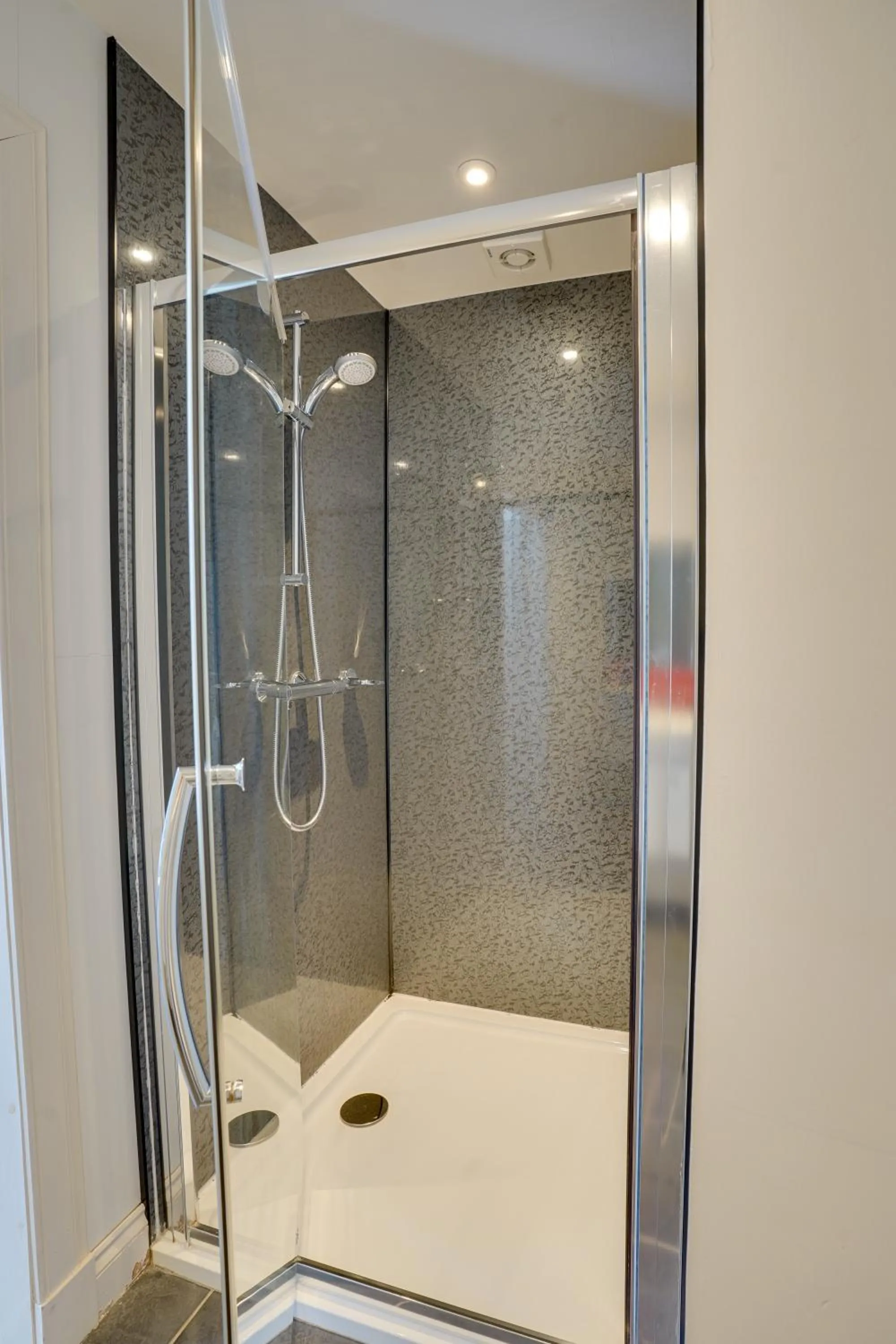 Shower in The County Hotel - Self Check-In, Ultra Fast WI-FI, Free Parking, Central Location