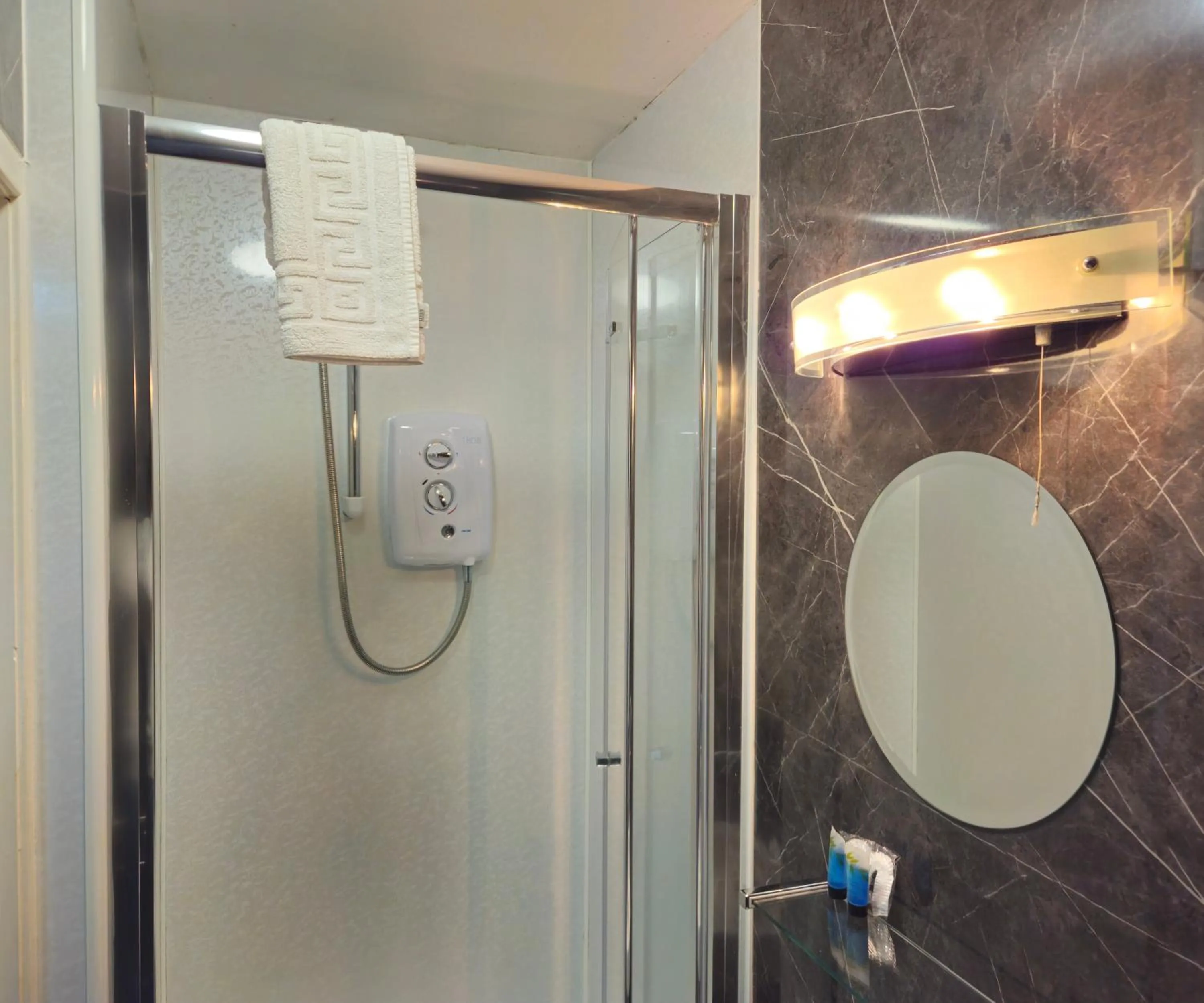 Shower in The County Hotel - Self Check-In, Ultra Fast WI-FI, Free Parking, Central Location