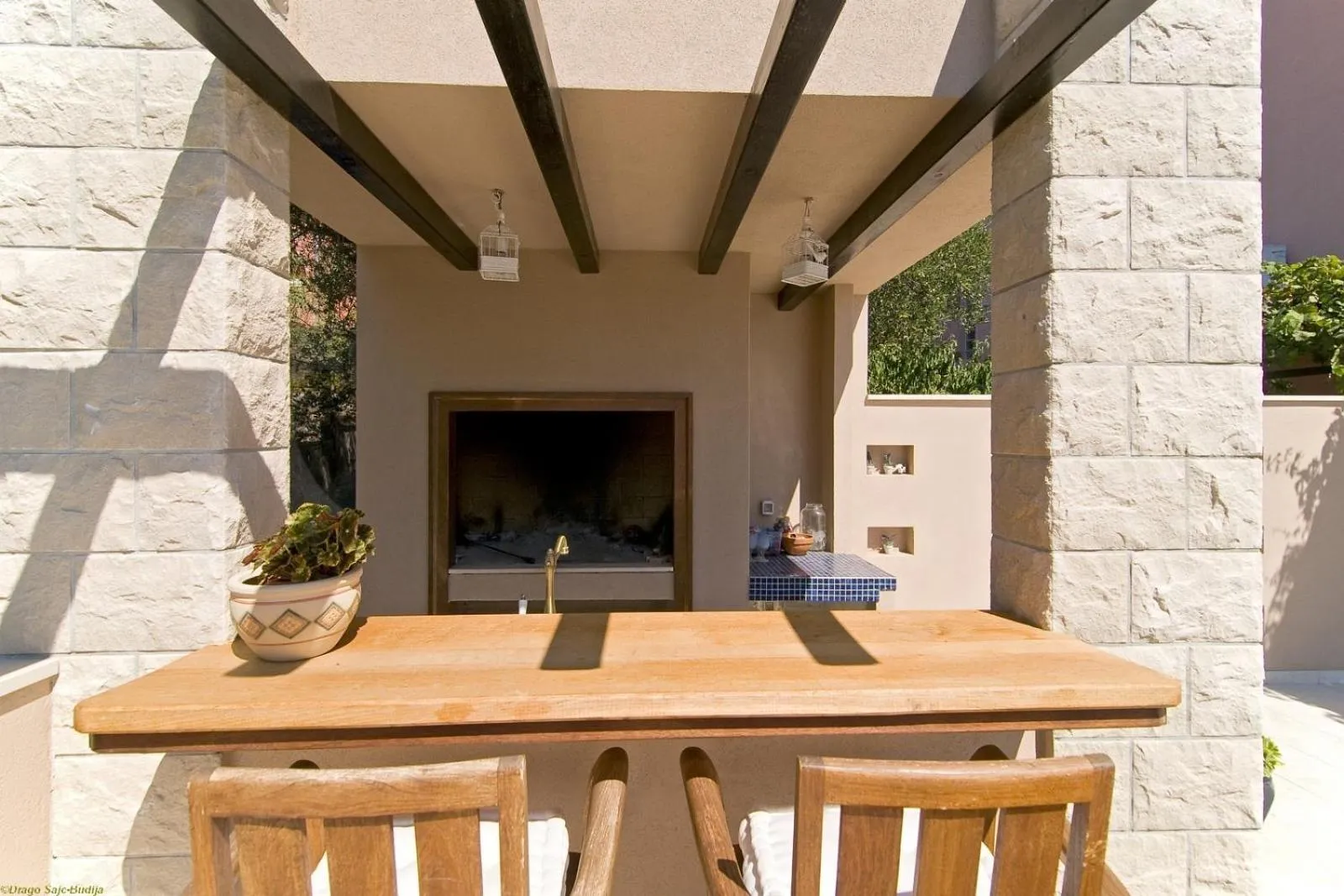 BBQ facilities in Villa Bougenvilia Tomas