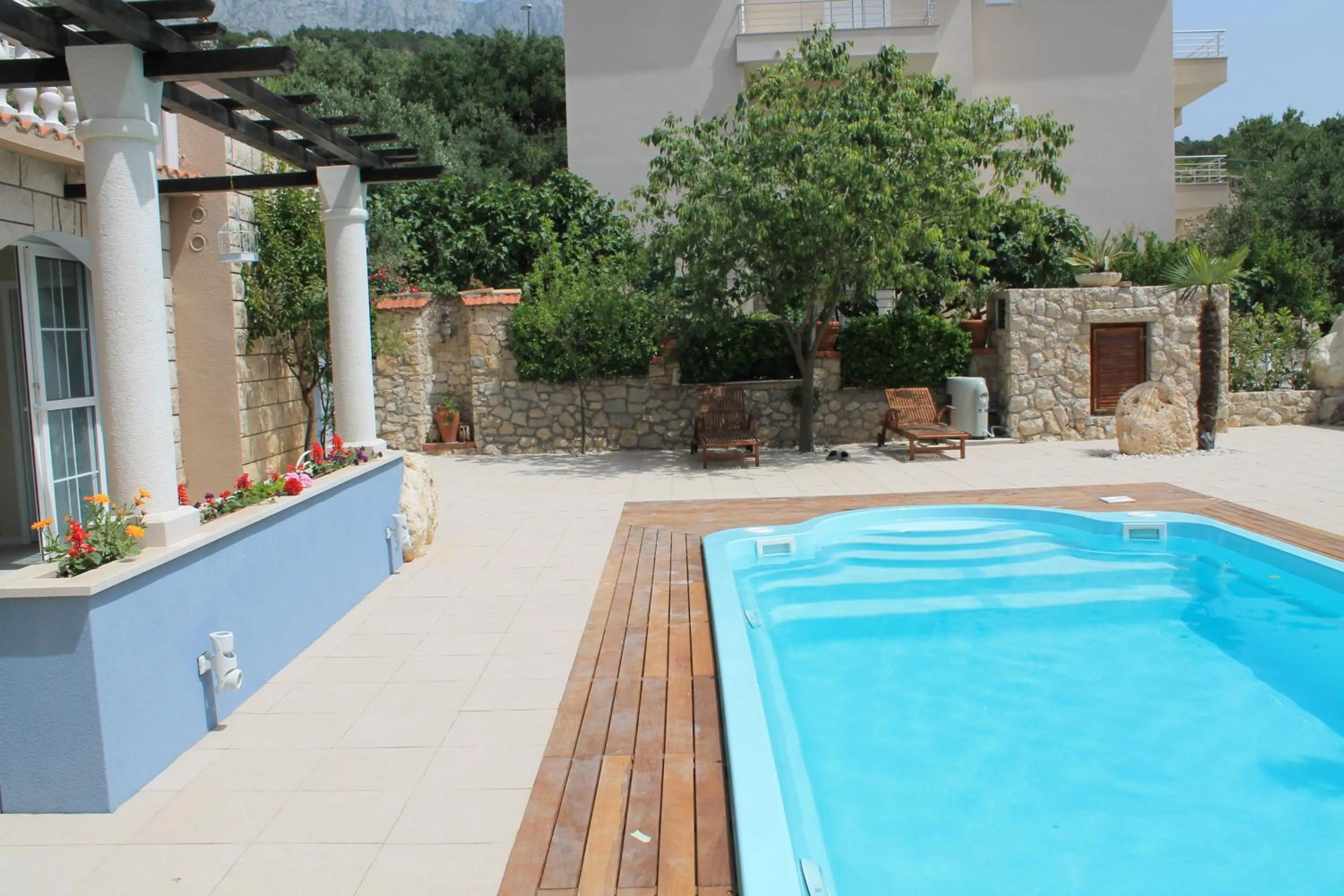 Day in Villa Bougenvilia Tomas