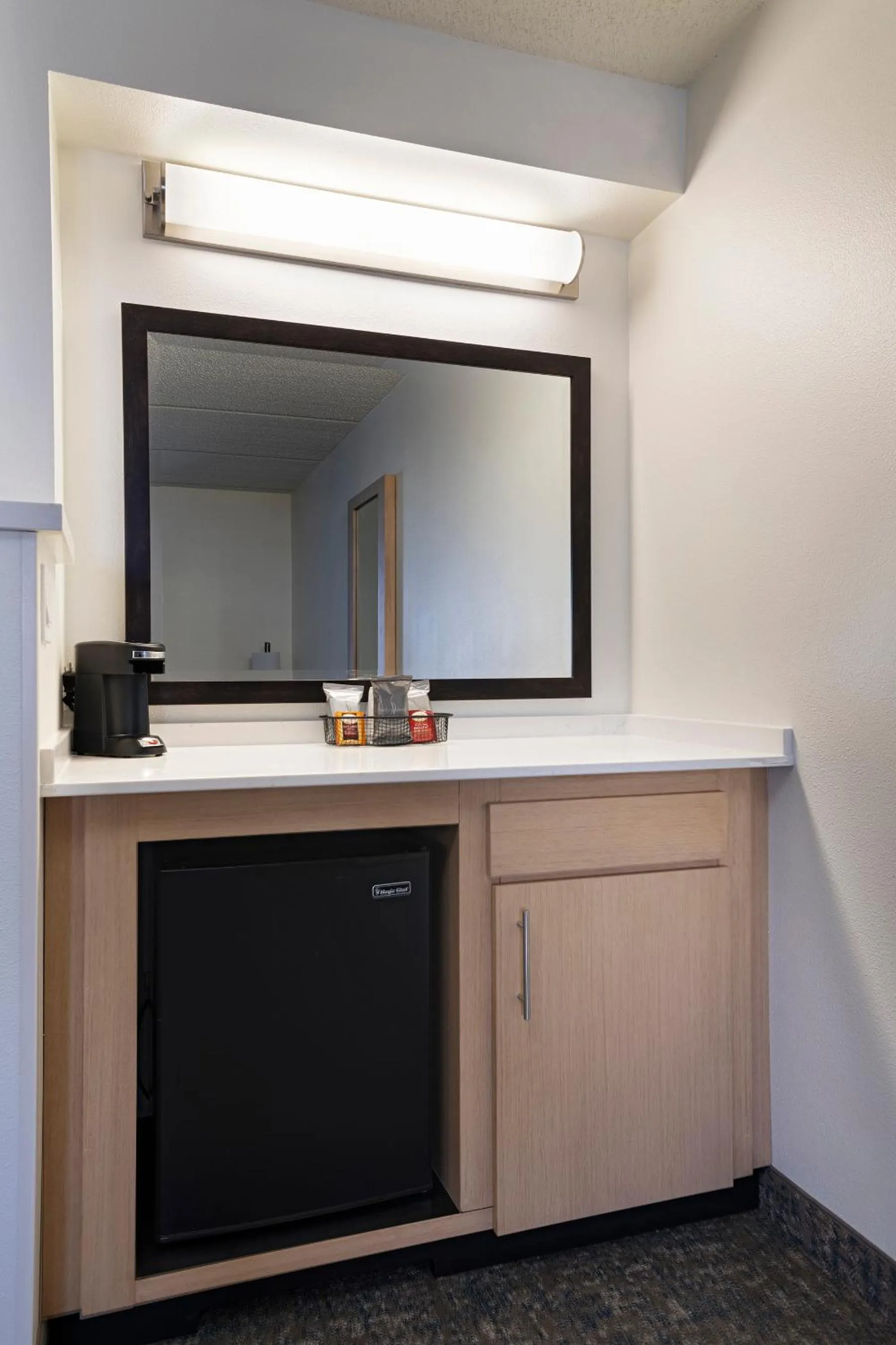 Coffee/tea facilities in Hyatt Place Austin The Domain Area