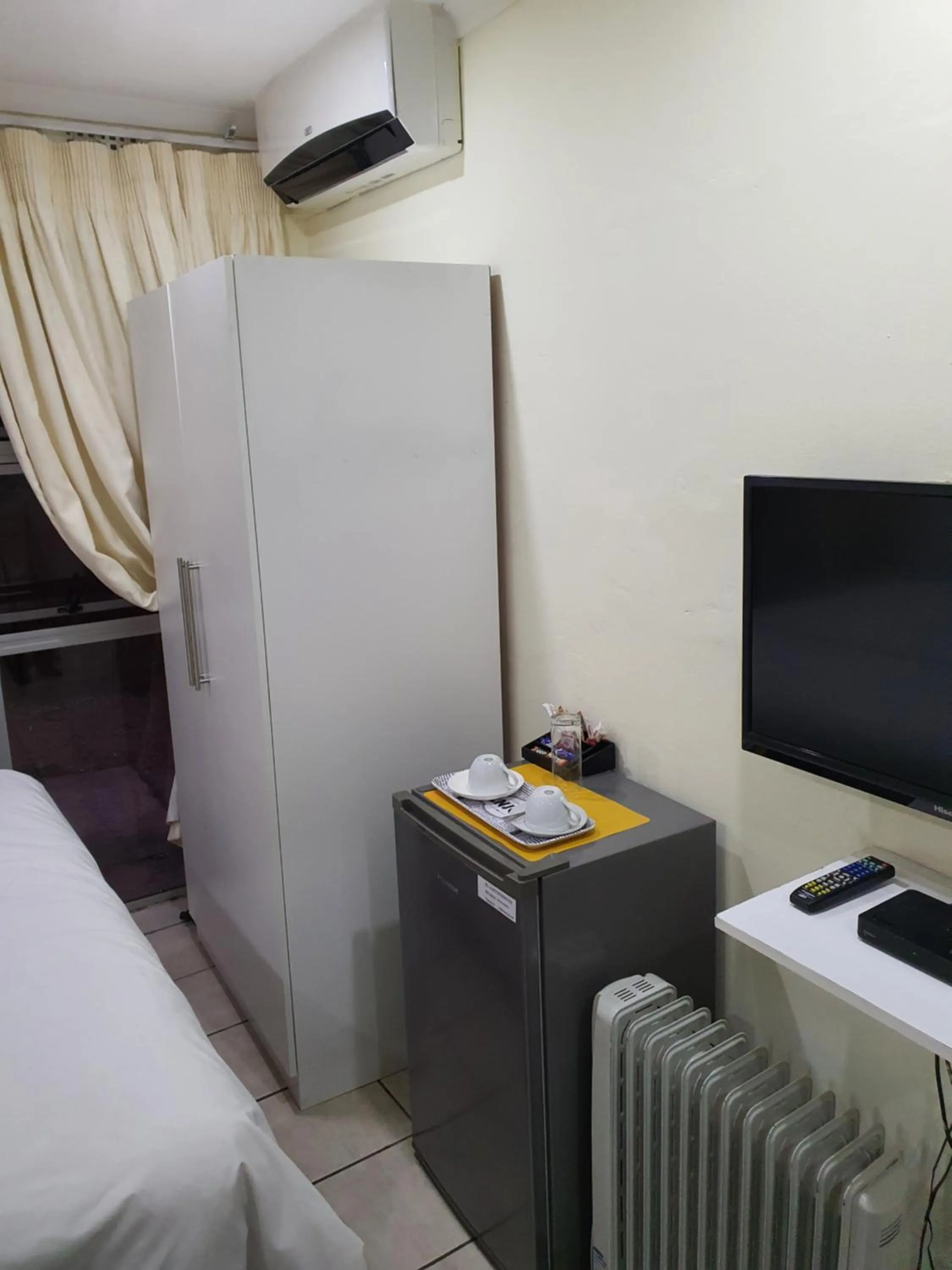 Bedroom, Bed in Sunnyridge Lodge