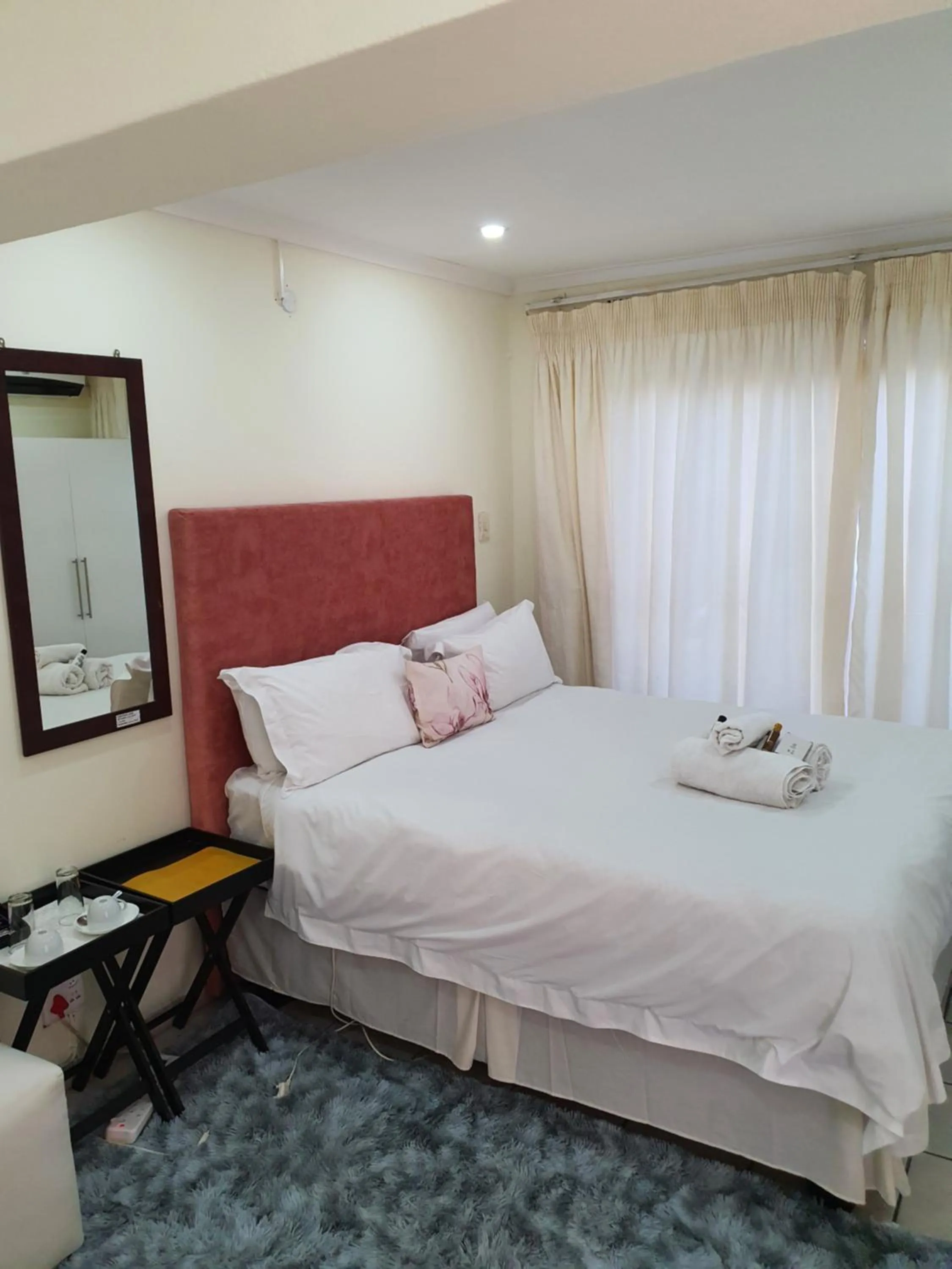 Bed in Sunnyridge Lodge