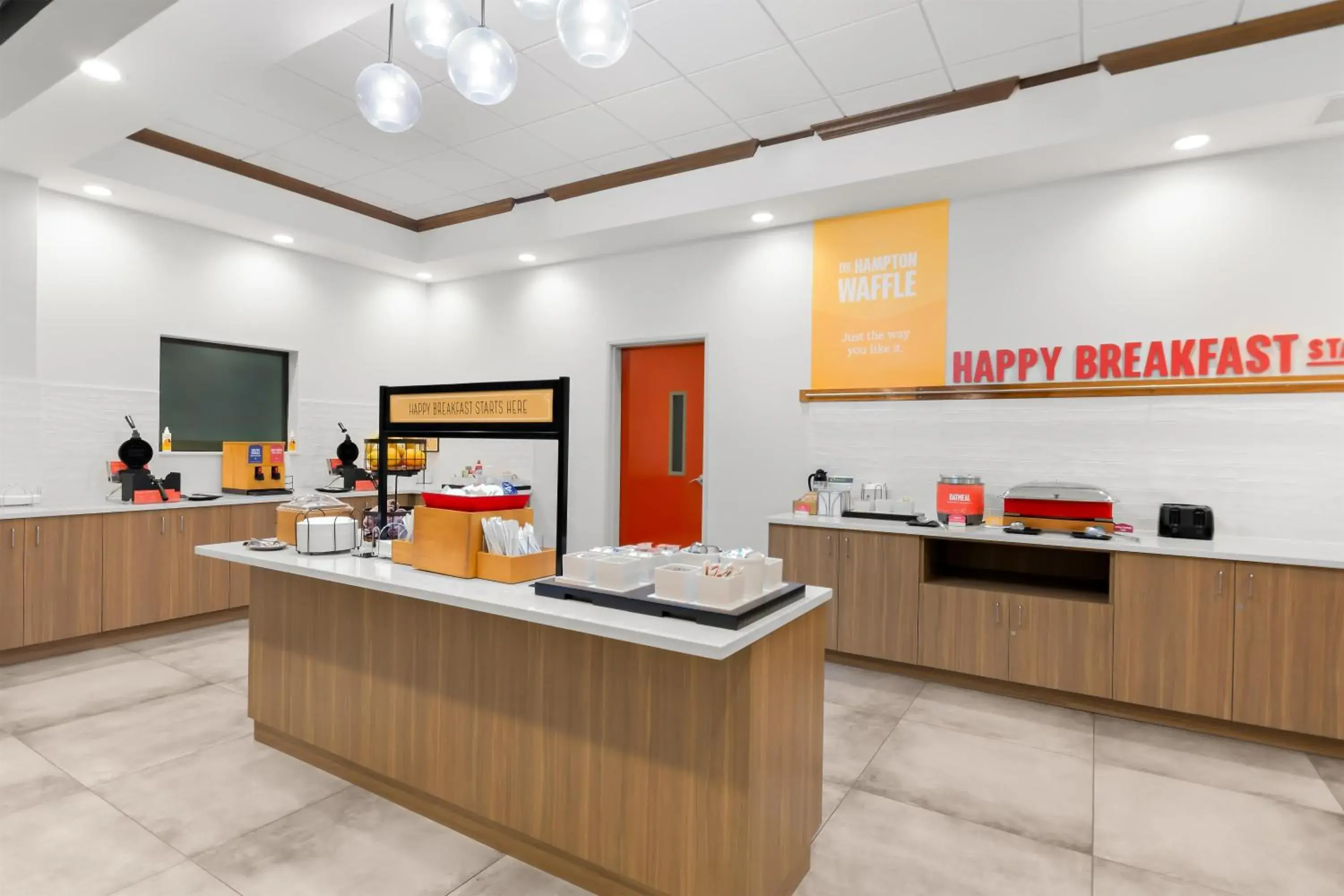 Breakfast in Hampton Inn & Suites Pensacola/I-10 Pine Forest Road Breakfast in Hampton Inn & Suites Pensacola/I-10 Pine Forest Road