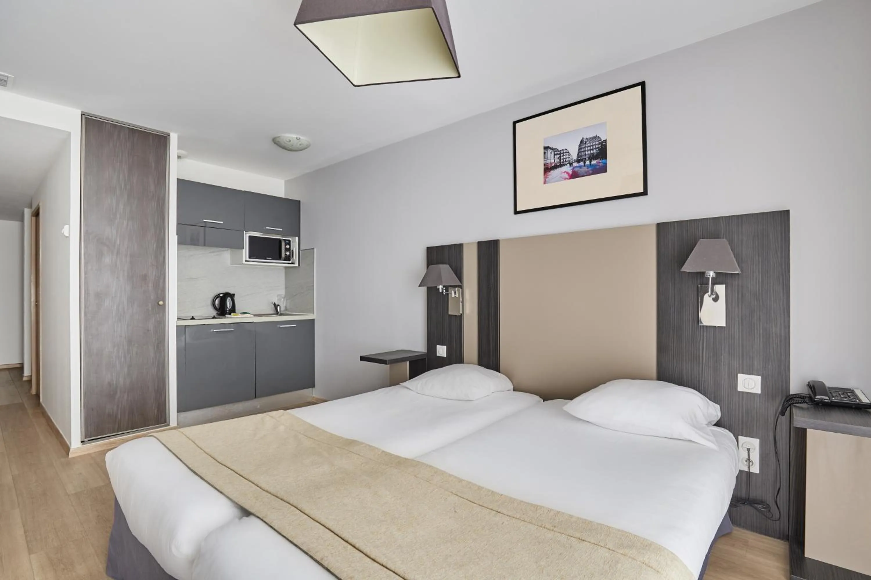 Bed in Appart Hotel Odalys City Montpellier Les Occitanes