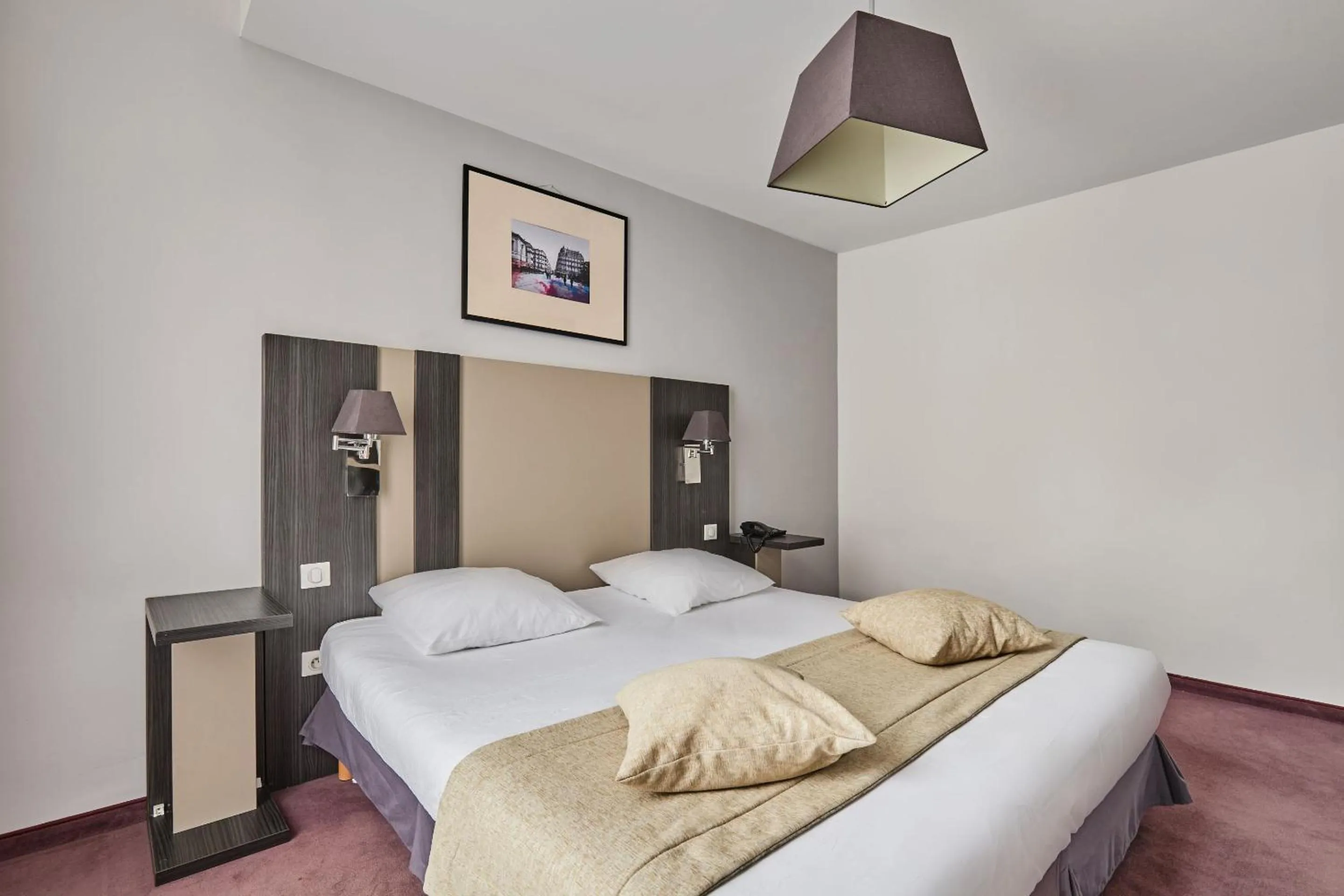 Bed in Appart Hotel Odalys City Montpellier Les Occitanes