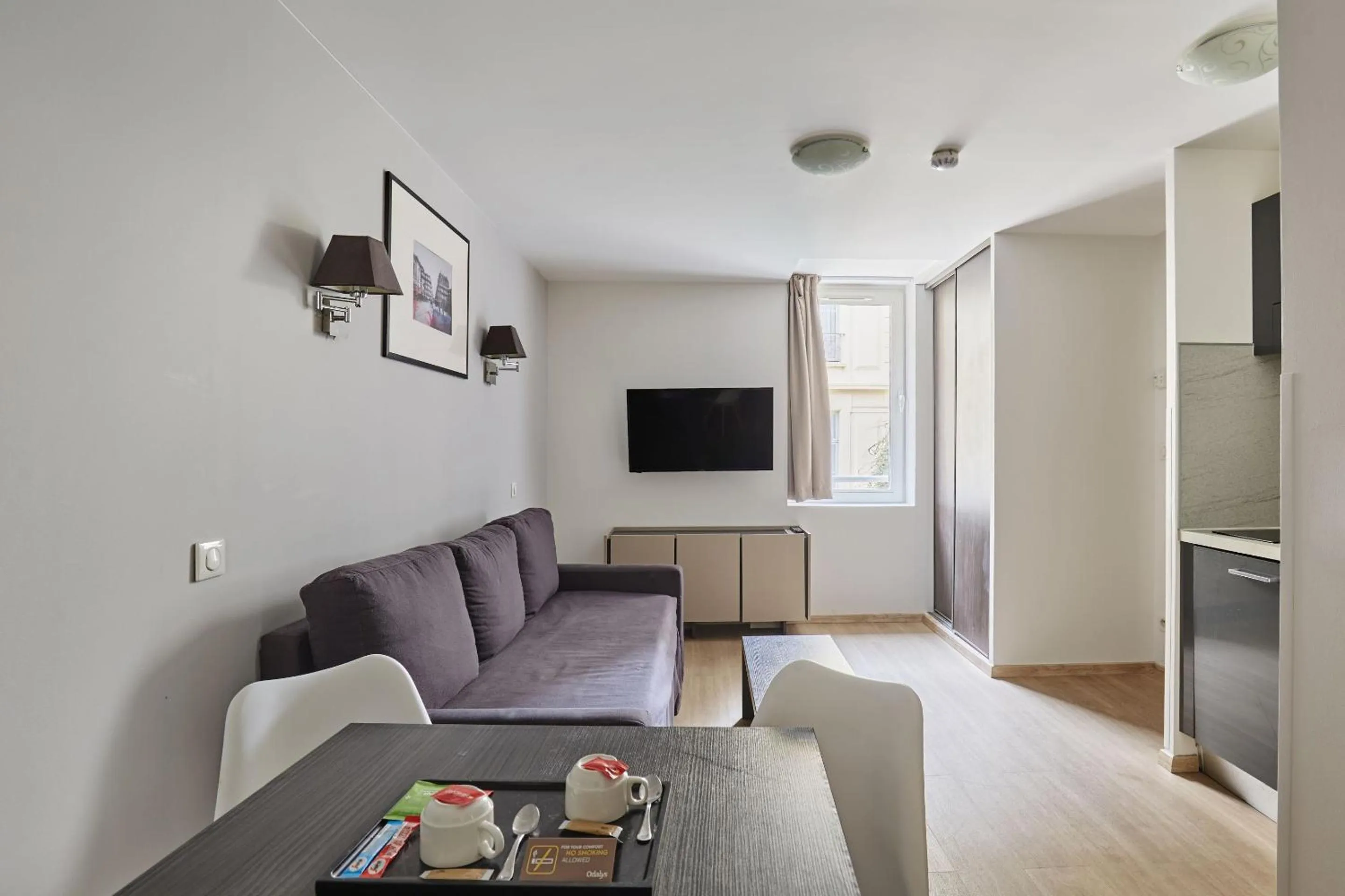 TV and multimedia in Appart Hotel Odalys City Montpellier Les Occitanes