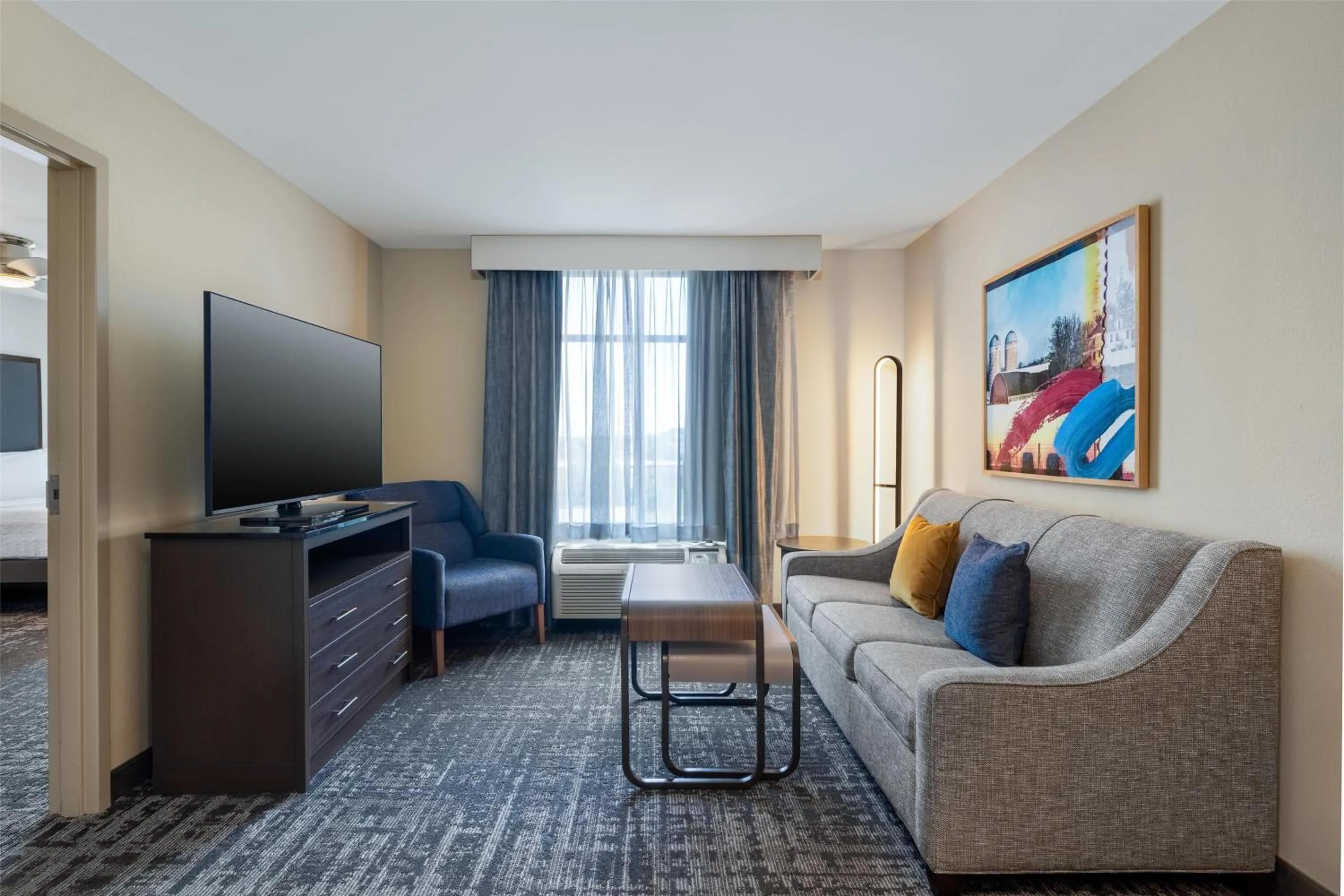 Living room in Homewood Suites by Hilton Ankeny