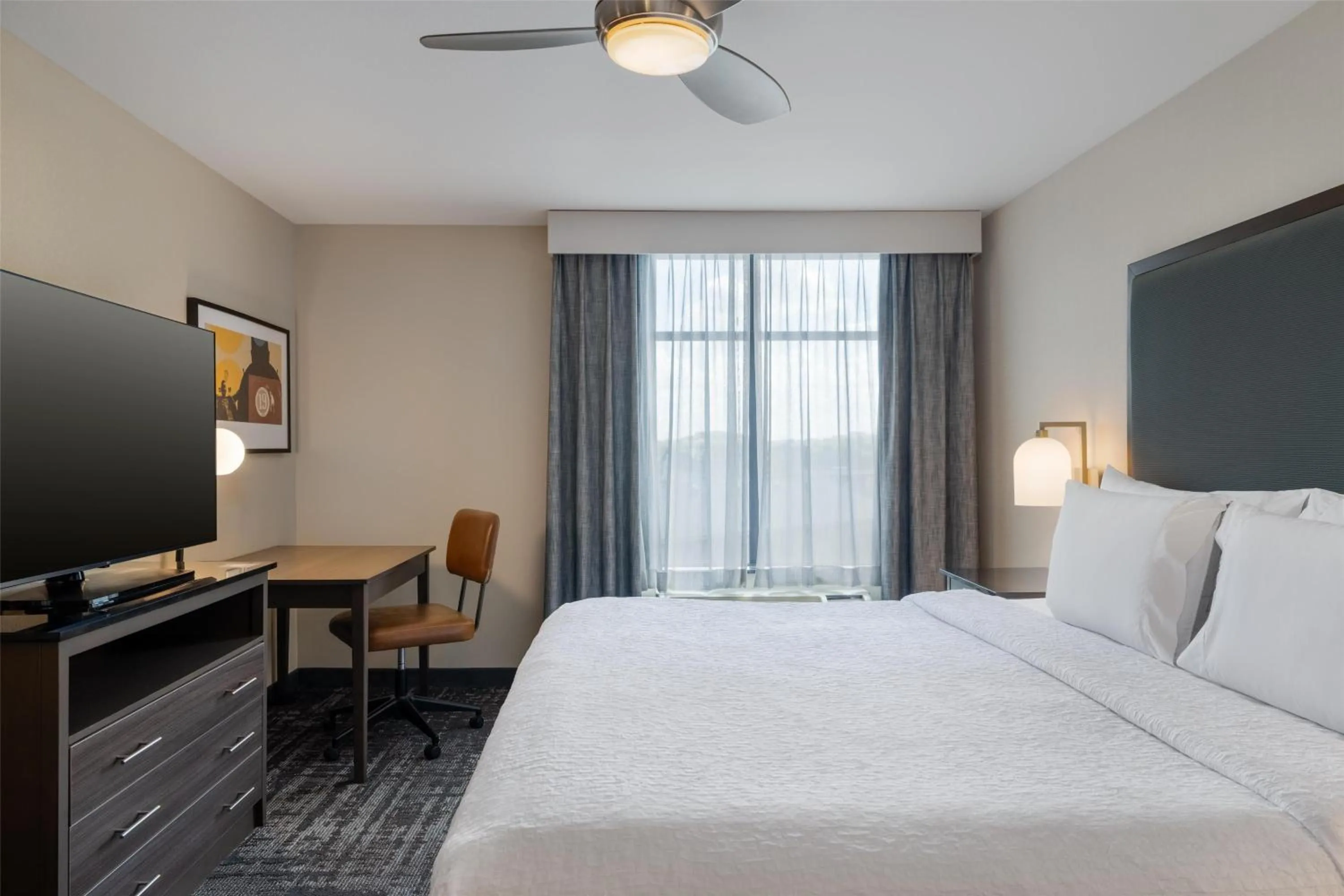 Bedroom, Bed in Homewood Suites by Hilton Ankeny