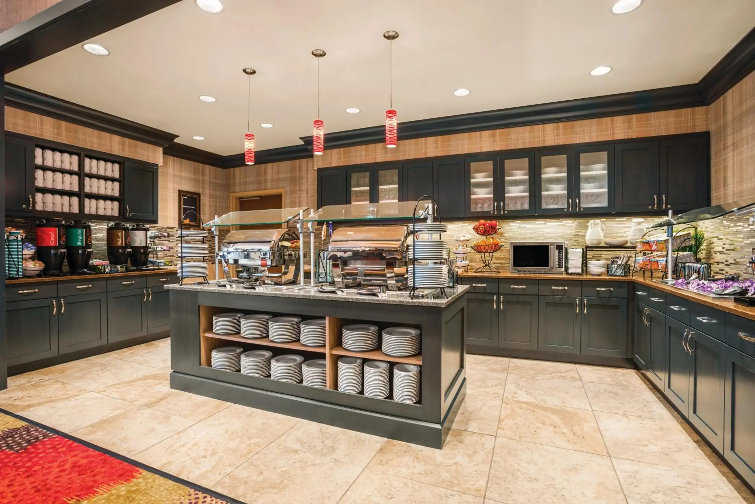 Breakfast in Homewood Suites by Hilton Ankeny Breakfast in Homewood Suites by Hilton Ankeny
