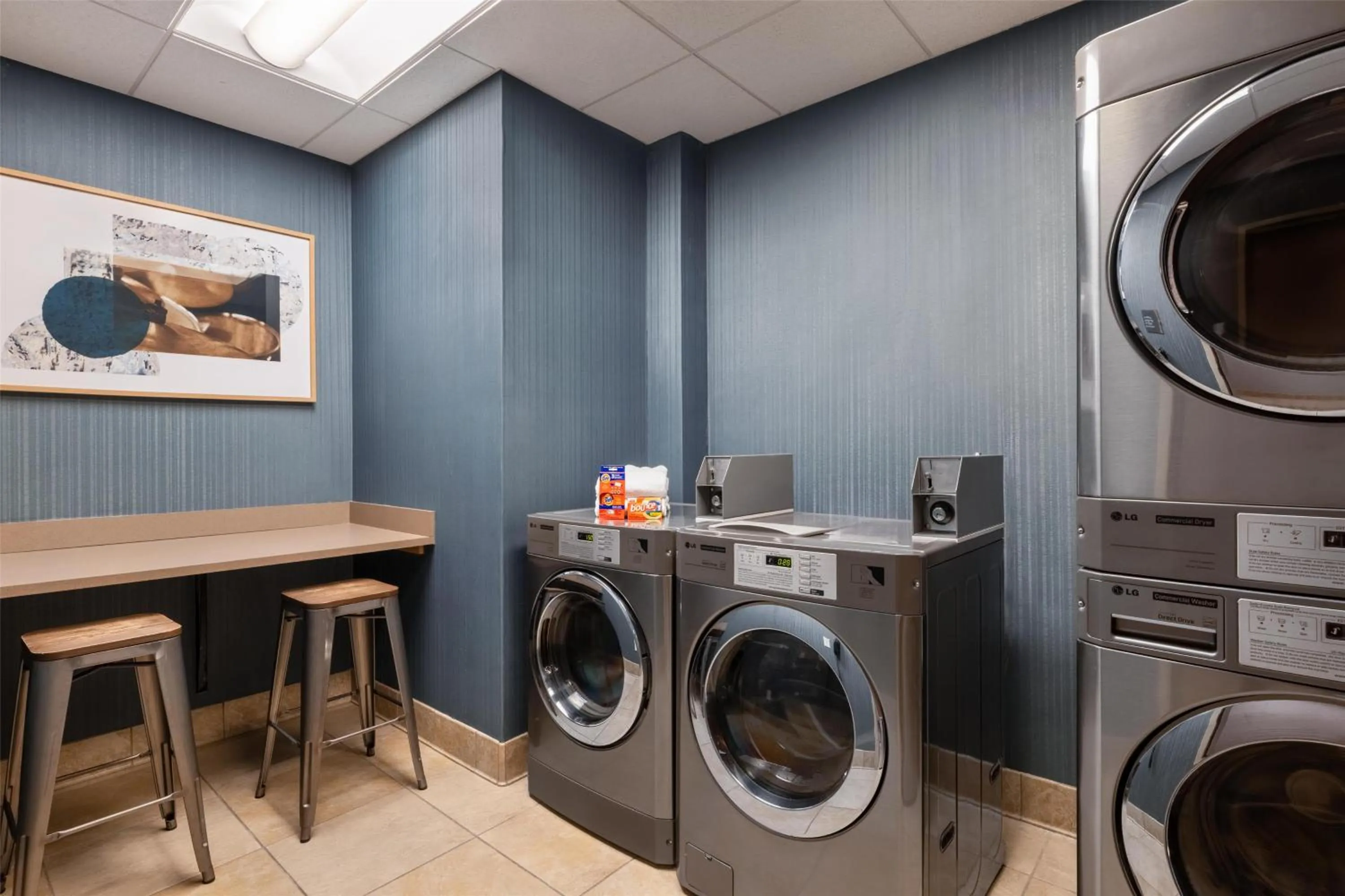 laundry in Homewood Suites by Hilton Ankeny