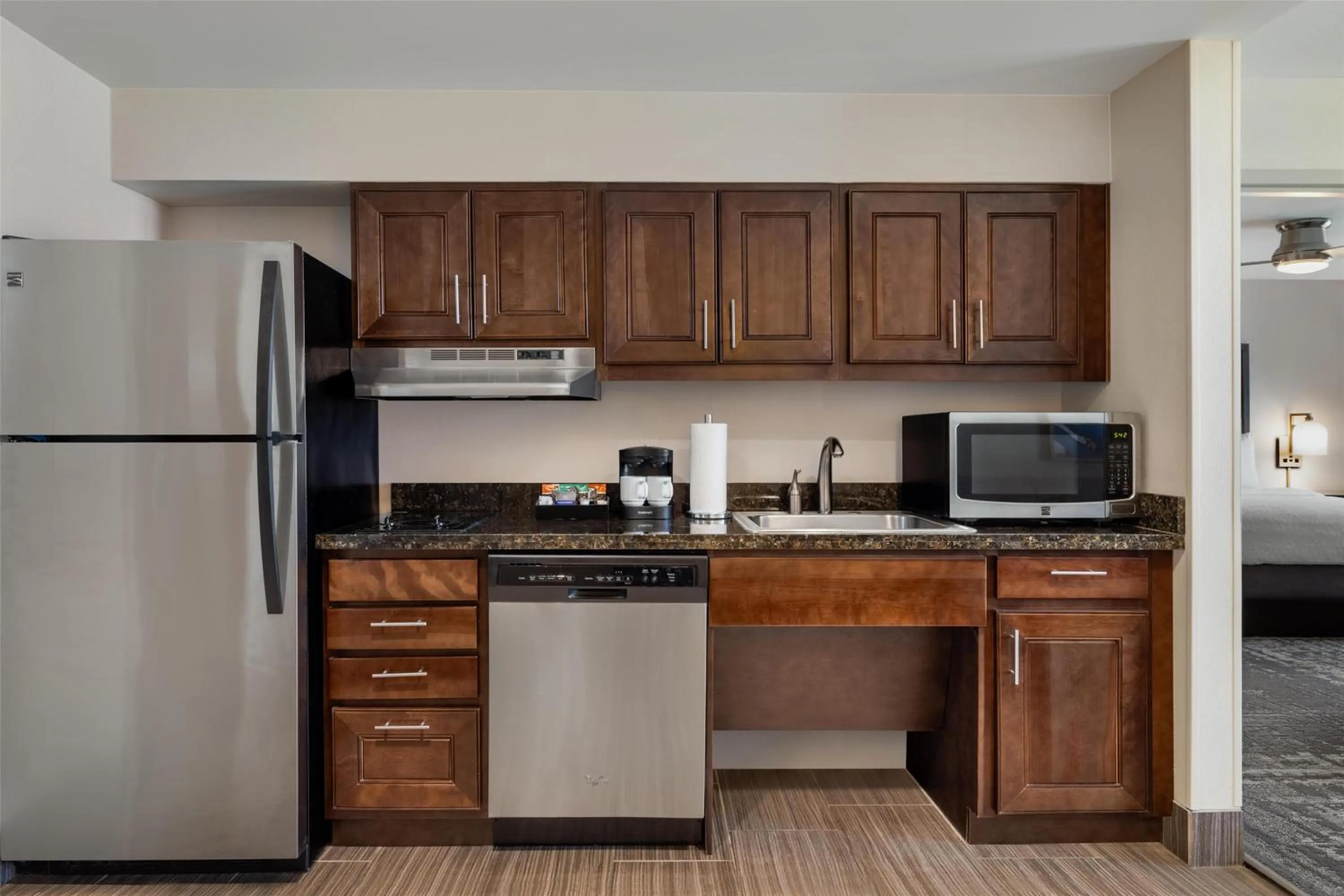 Kitchen or kitchenette in Homewood Suites by Hilton Ankeny