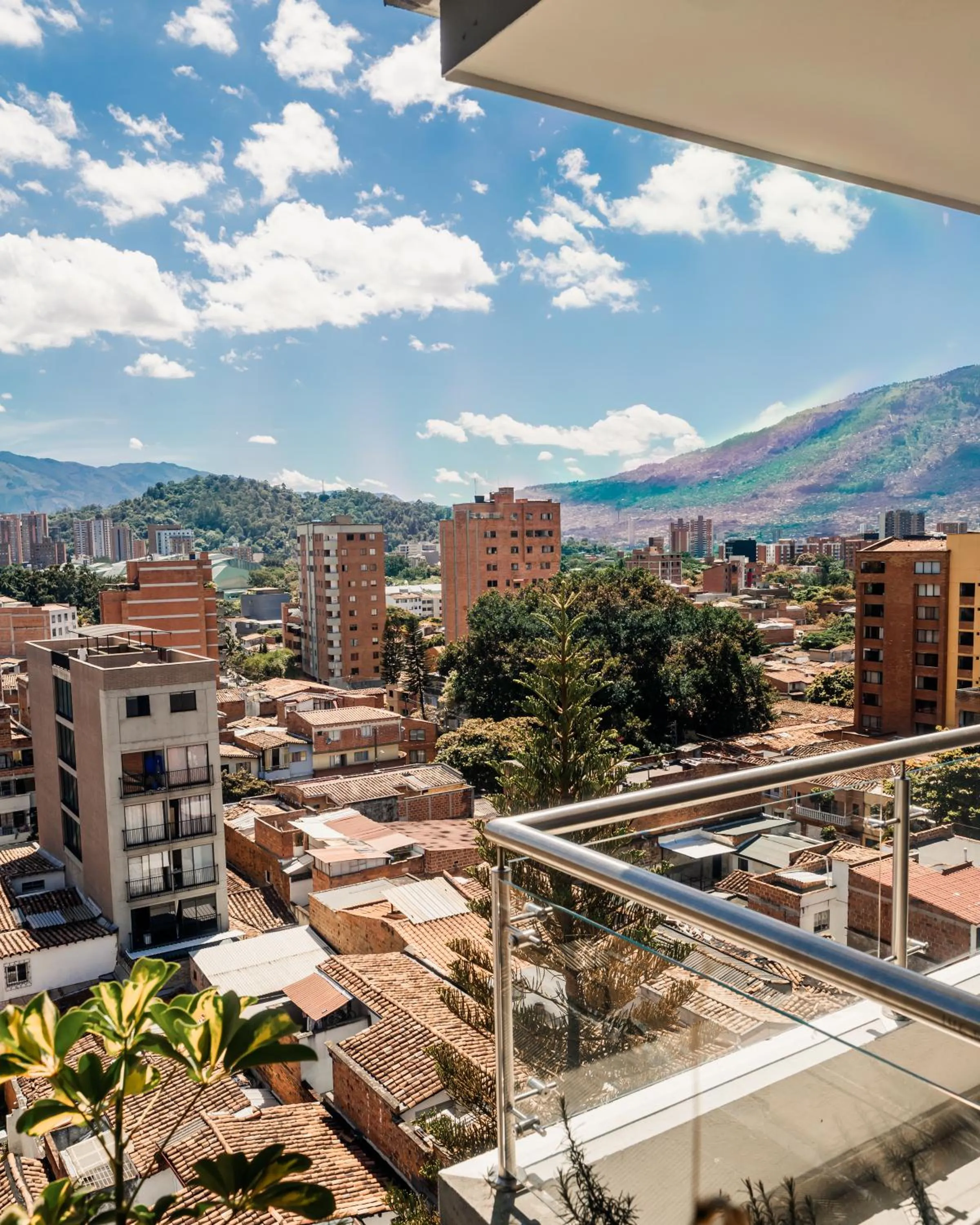 Sonata 44 Hotel Laureles