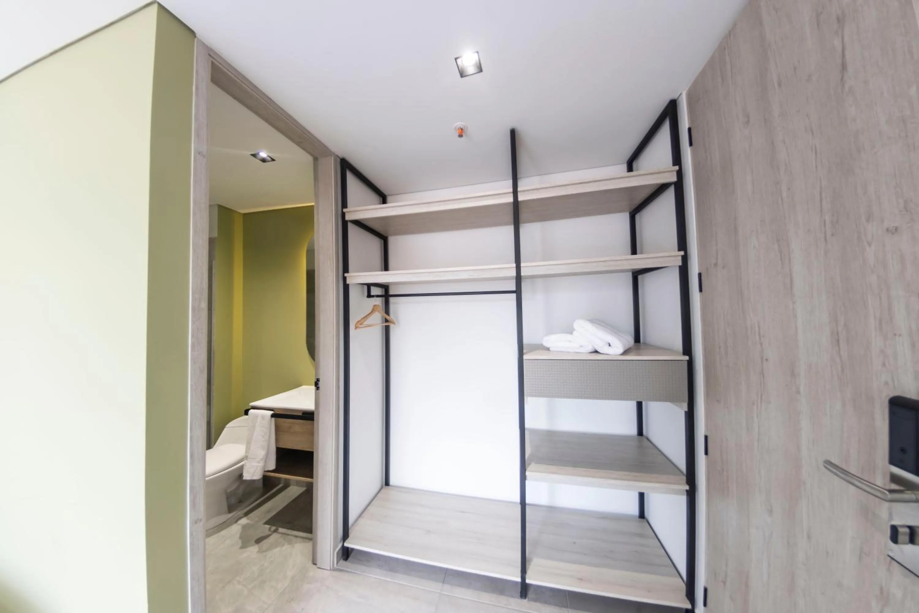 TV and multimedia, Bed in Sonata 44 Hotel Laureles