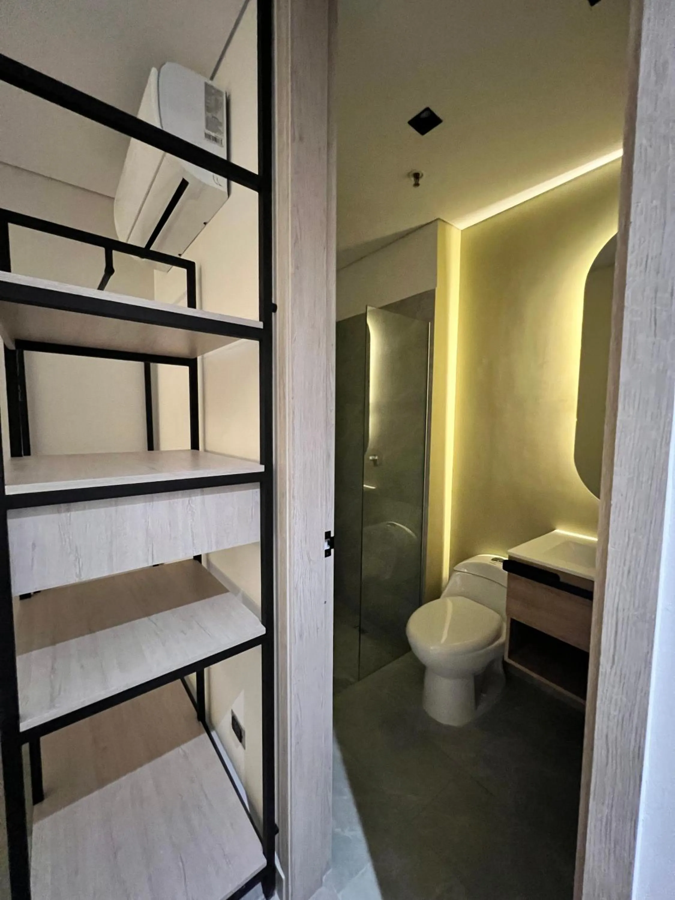 Toilet, Bed in Sonata 44 Hotel Laureles