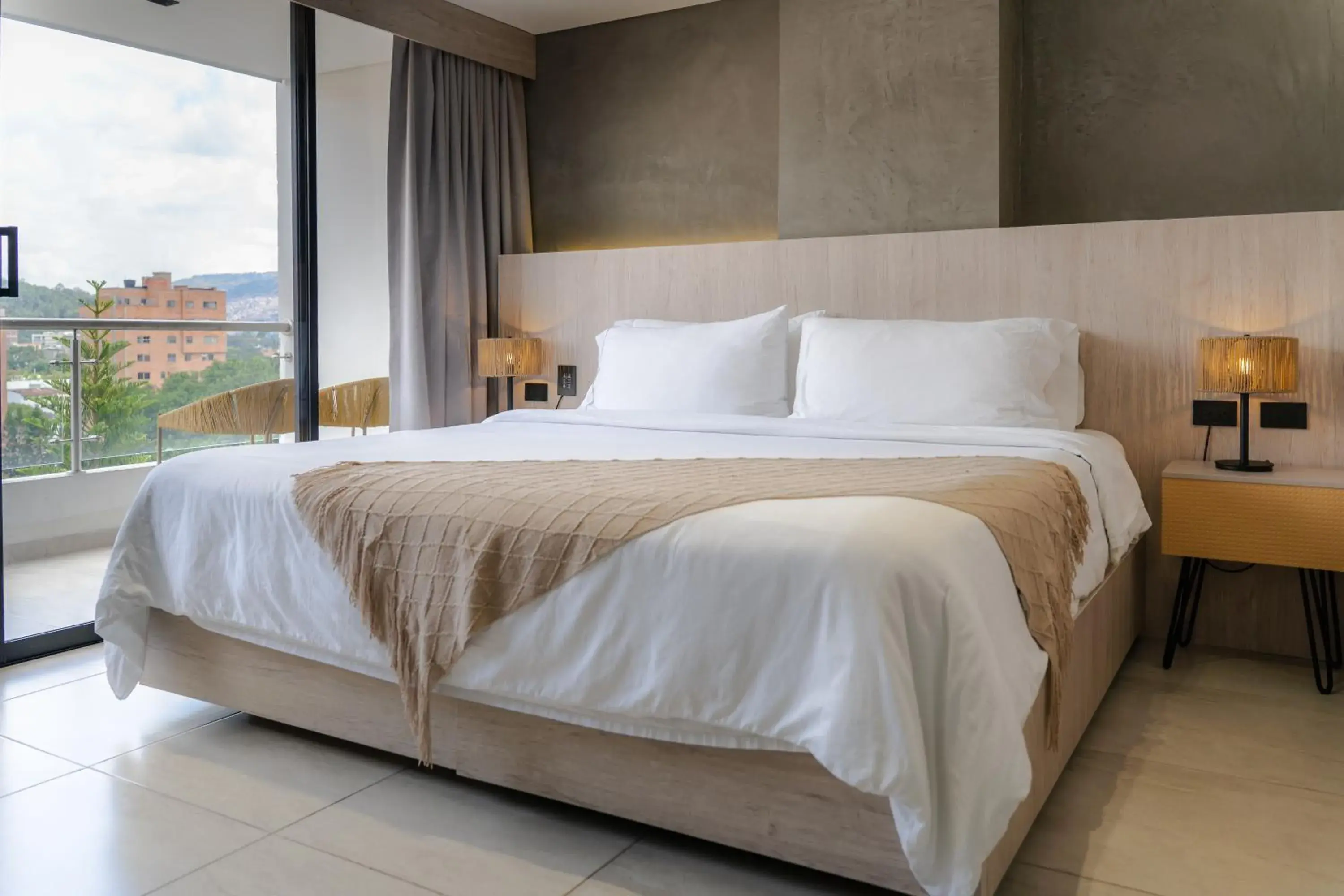 Double Room with Balcony in Sonata 44 Hotel Laureles Double Room with Balcony in Sonata 44 Hotel Laureles