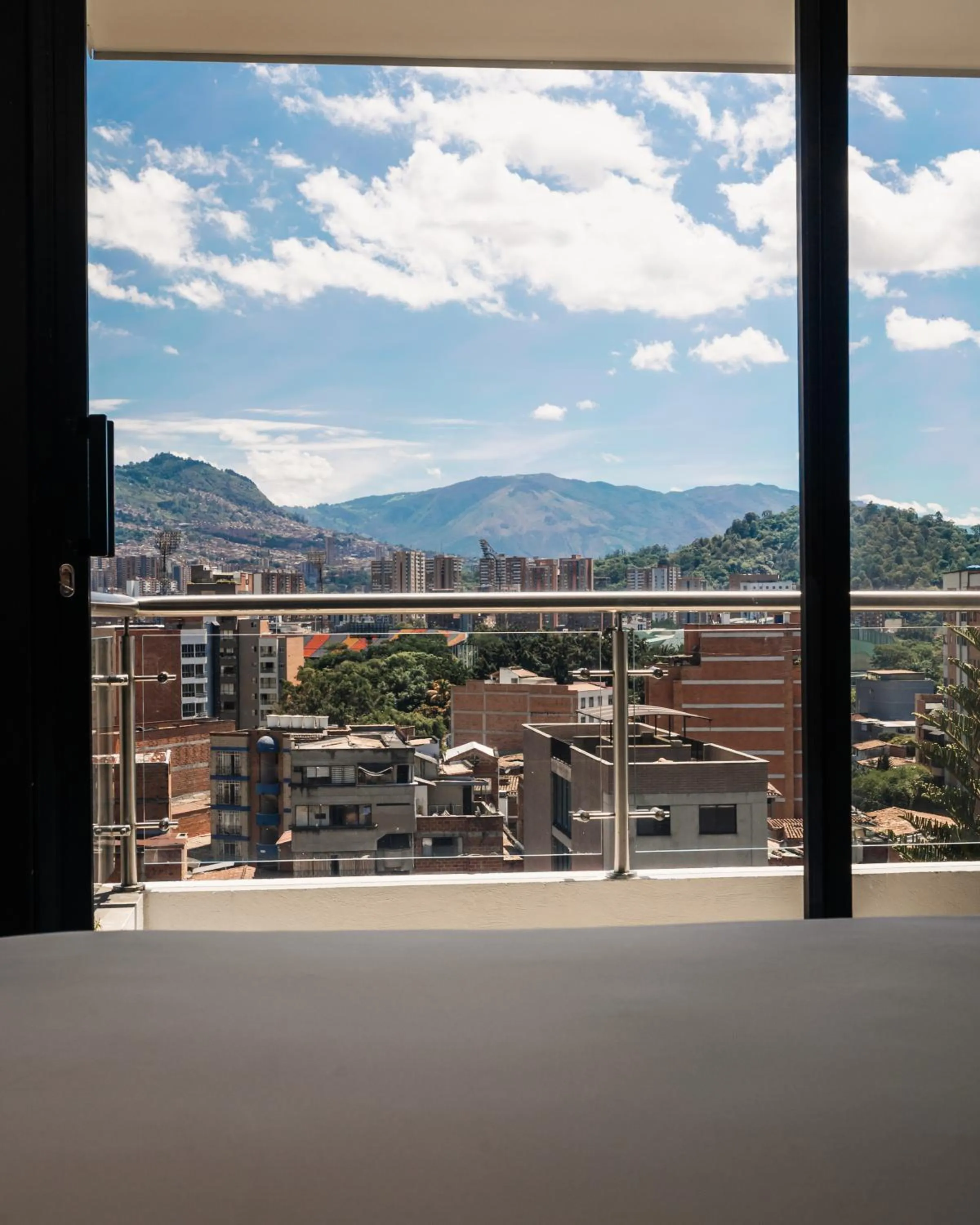 Bed in Sonata 44 Hotel Laureles