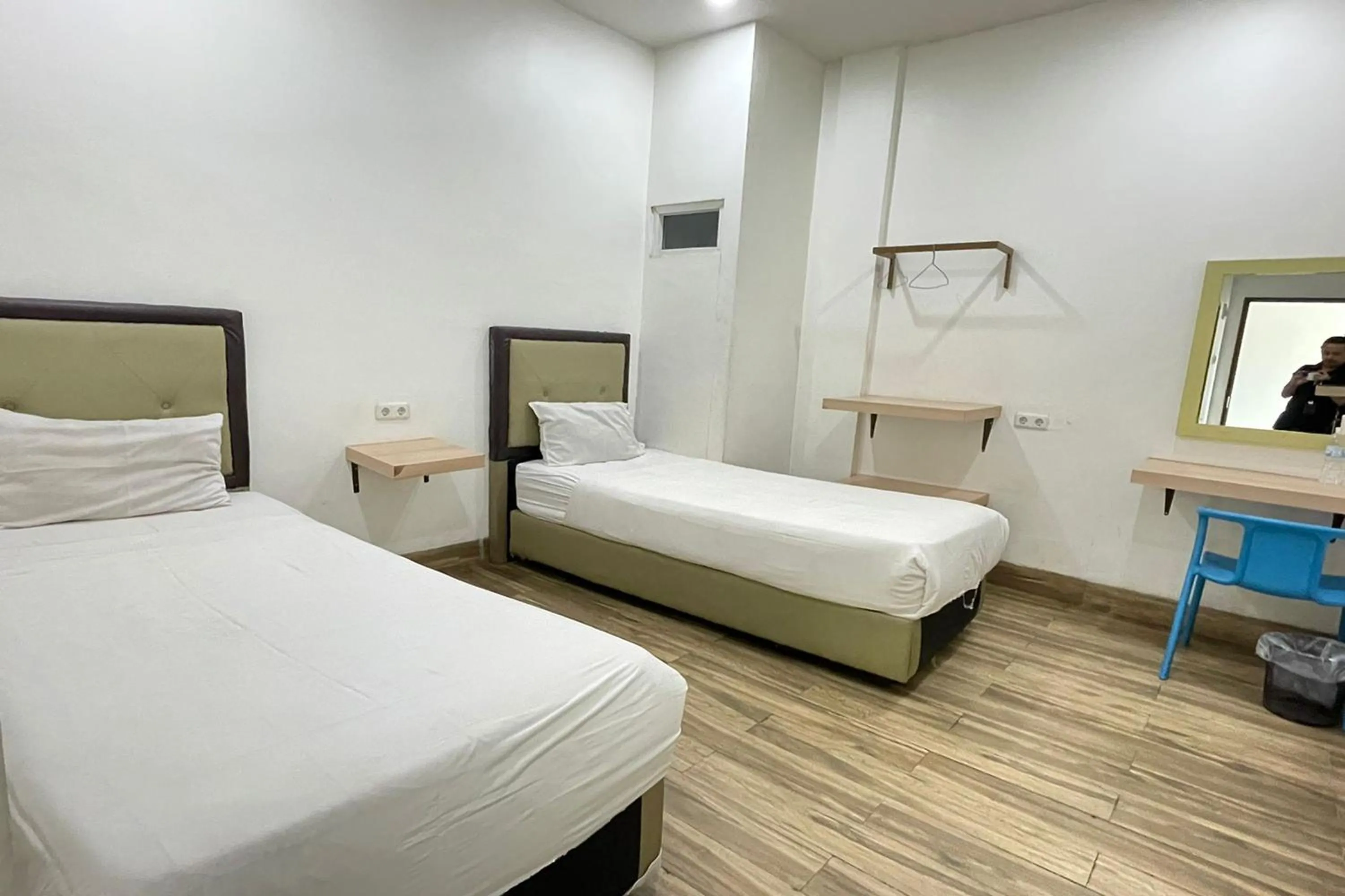 Bedroom, Bed in Residence 8