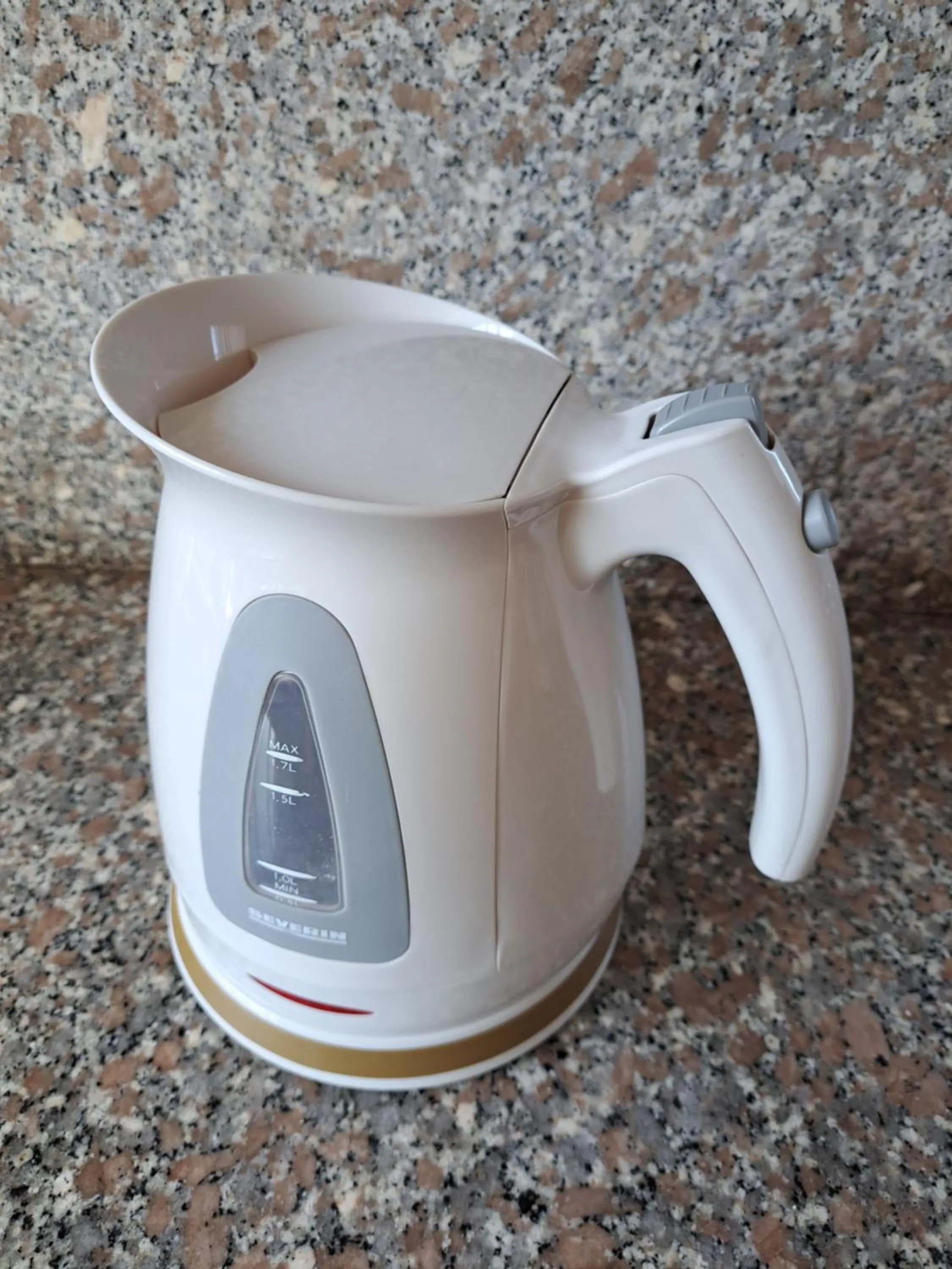 TV and multimedia in KANALU BEACH APPATEMENT