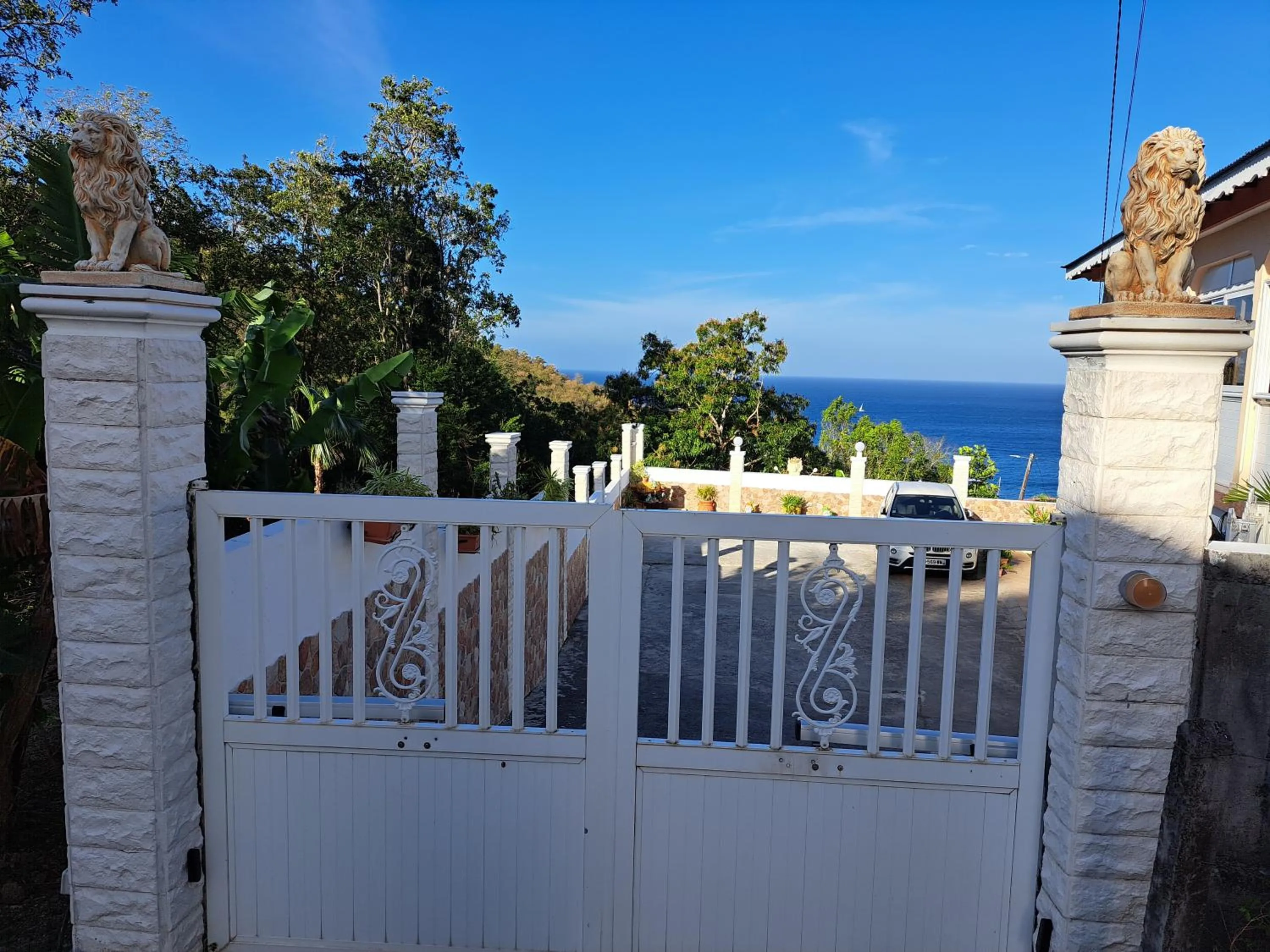 Facade/entrance in KANALU BEACH APPATEMENT