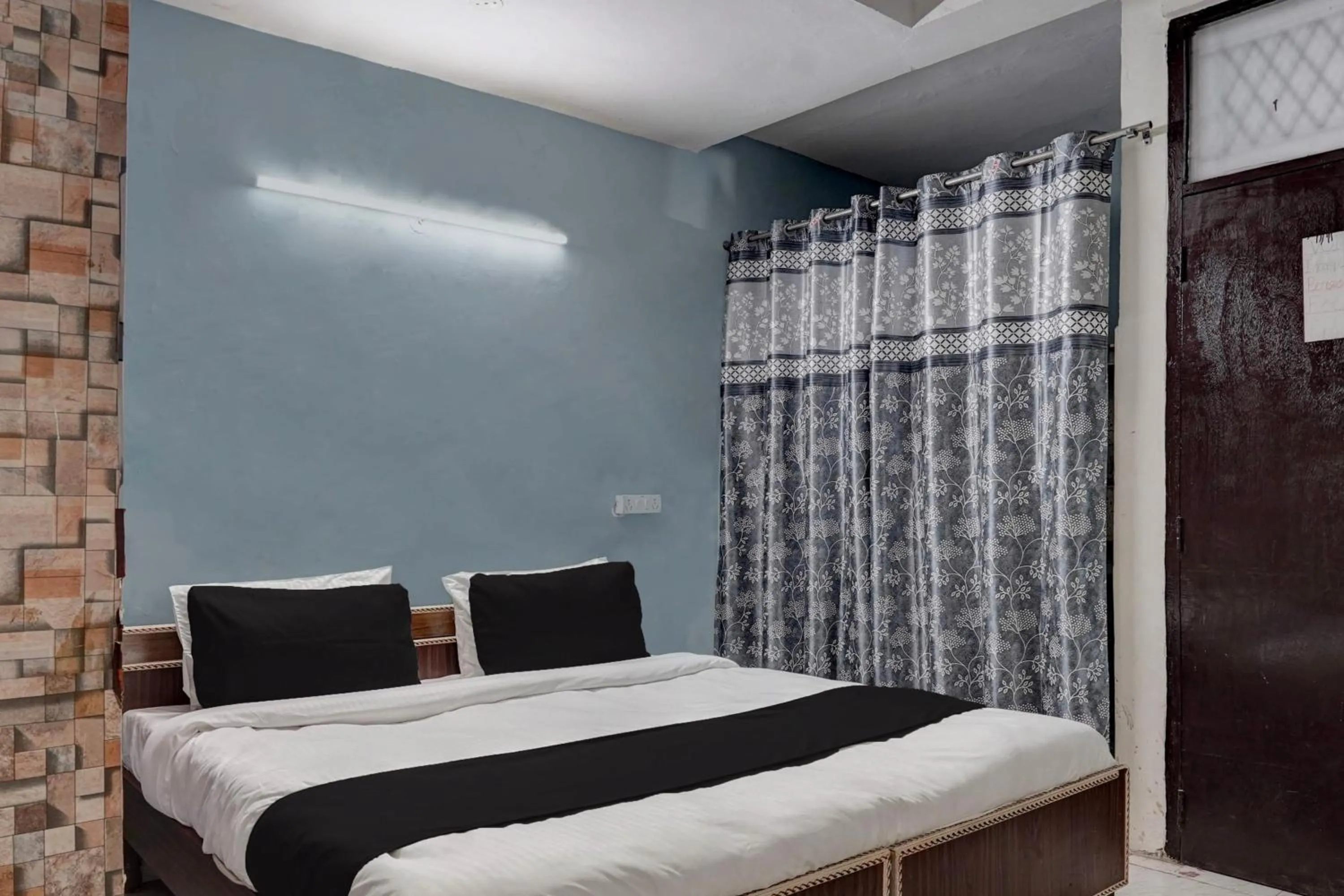 Bedroom, Bed in Hotel O Peaceful Paradise