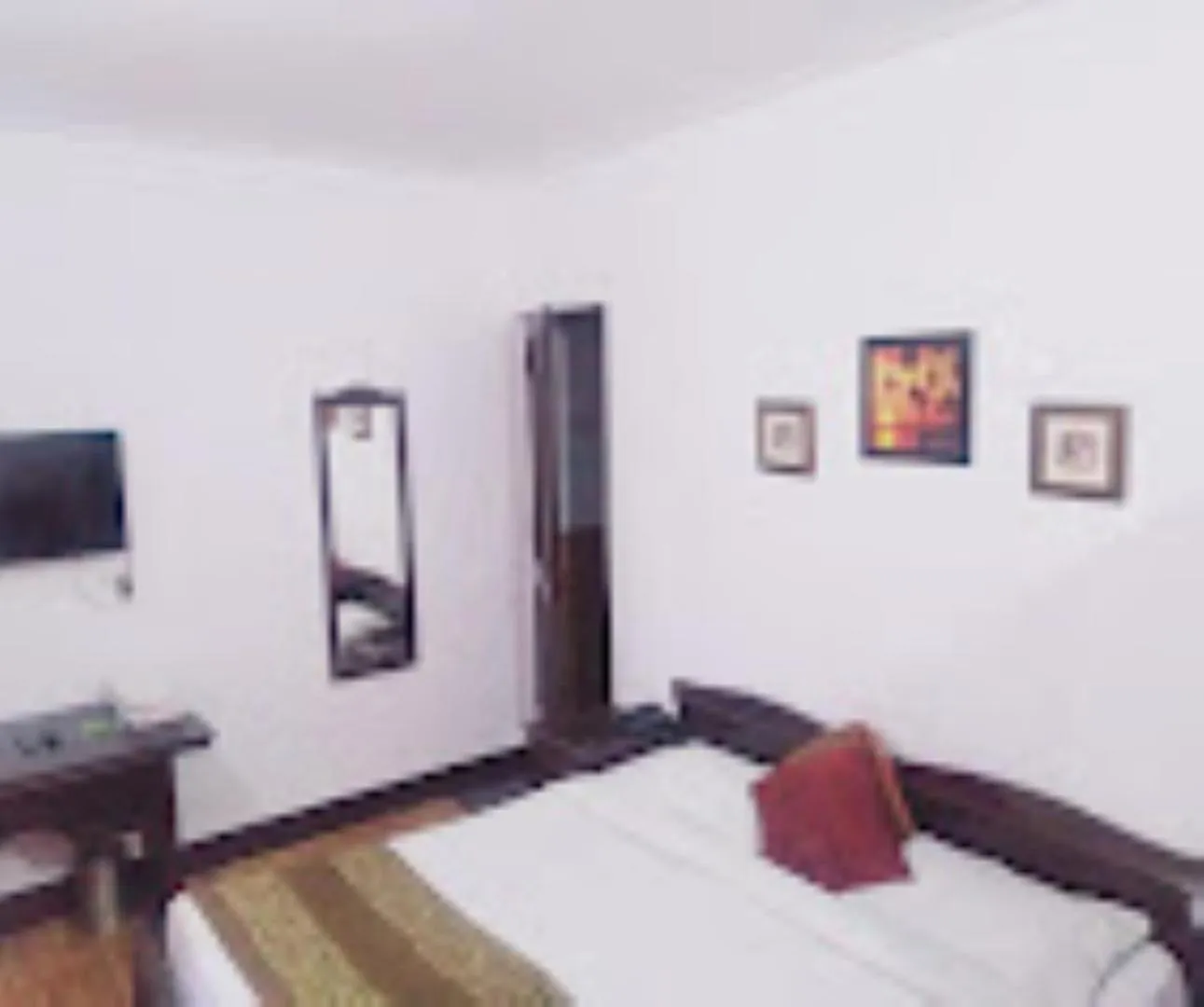 Bed in Hotel H. K. Legacy Nainital