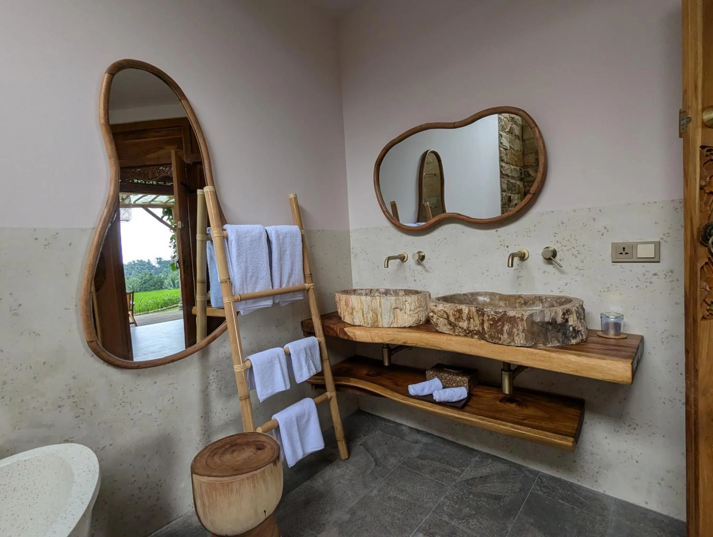 Toilet in Puri Dajuma Terrace Eco Lodge & Spa