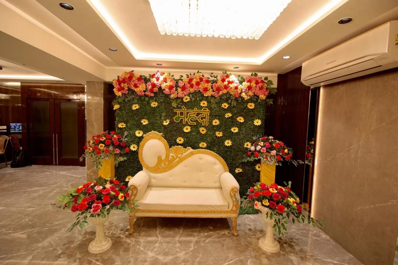 Banquet/Function facilities in Evara-Meraki Inn