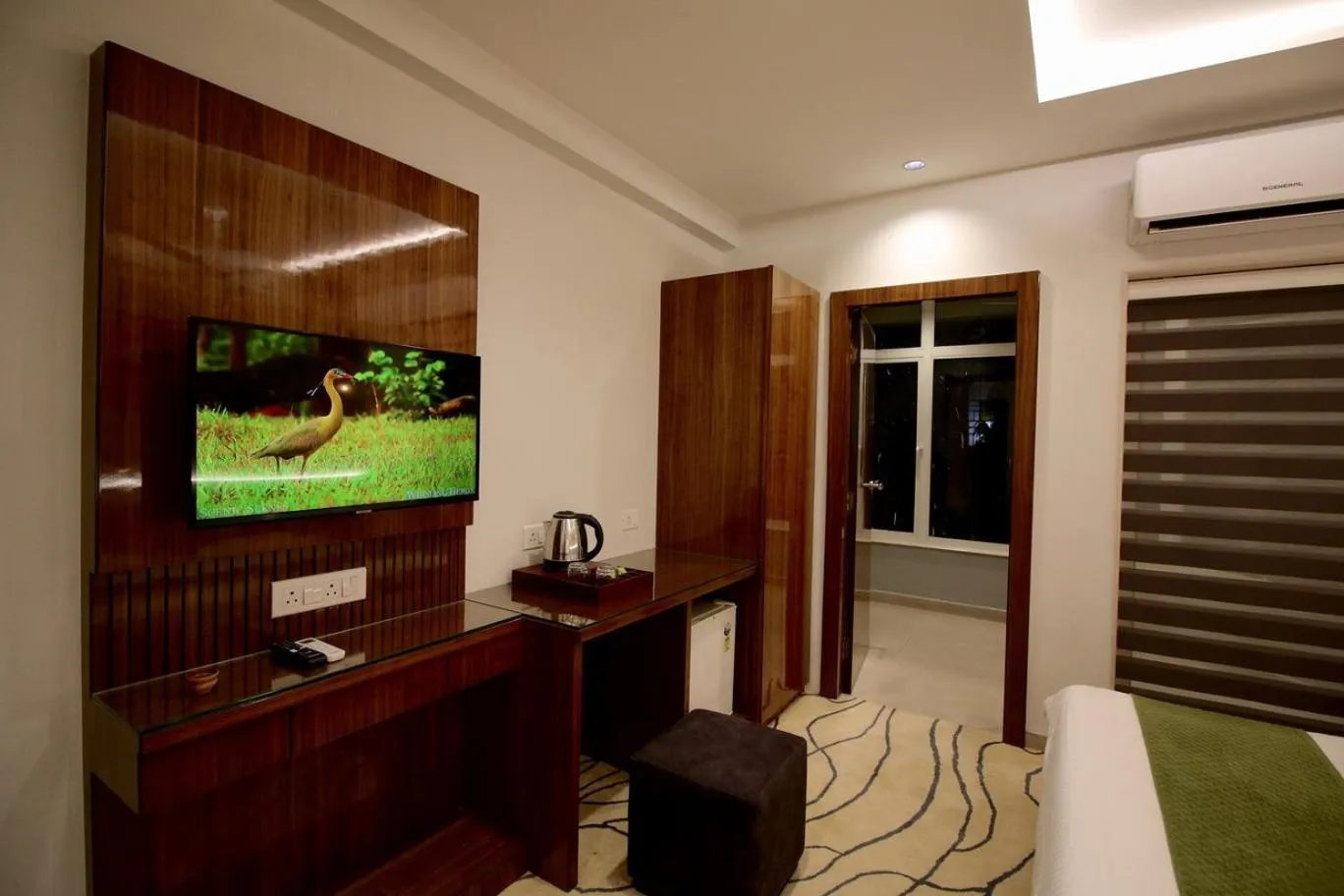 Bed in Evara-Meraki Inn