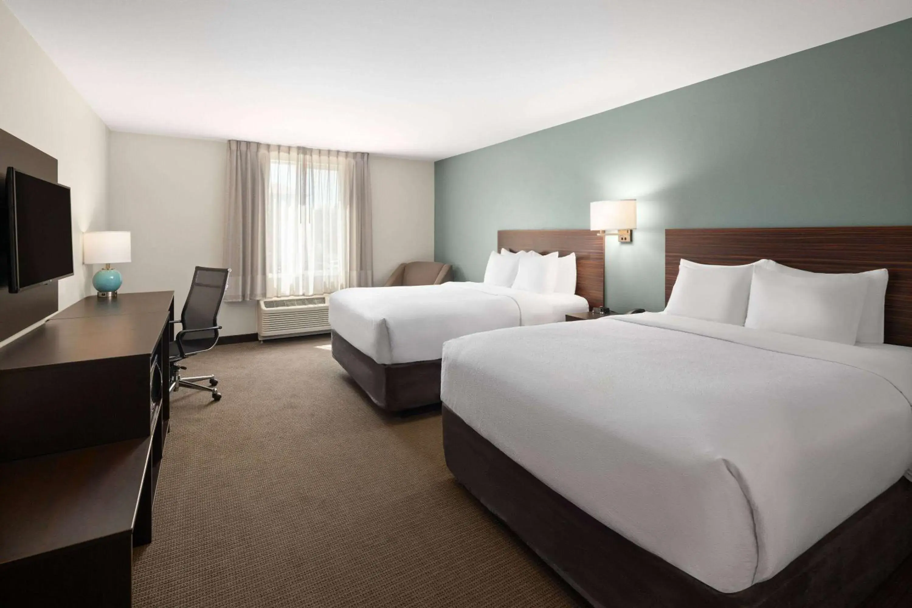 Photo of the whole room, Bed in La Quinta Inn & Suites by Wyndham Wenatchee Photo of the whole room, Bed in La Quinta Inn & Suites by Wyndham Wenatchee