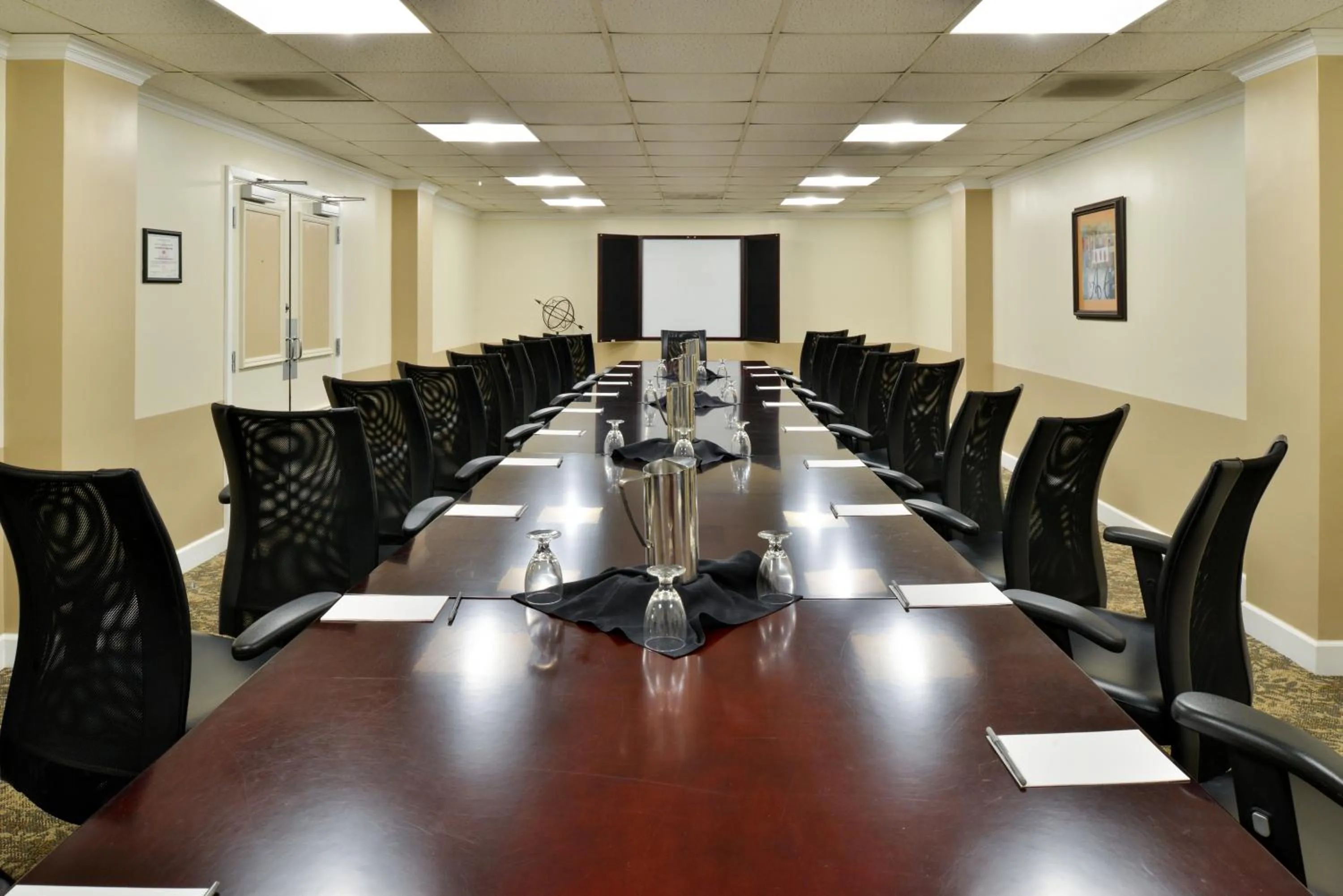 Meeting/conference room in Hawthorne Inn & Conference Center