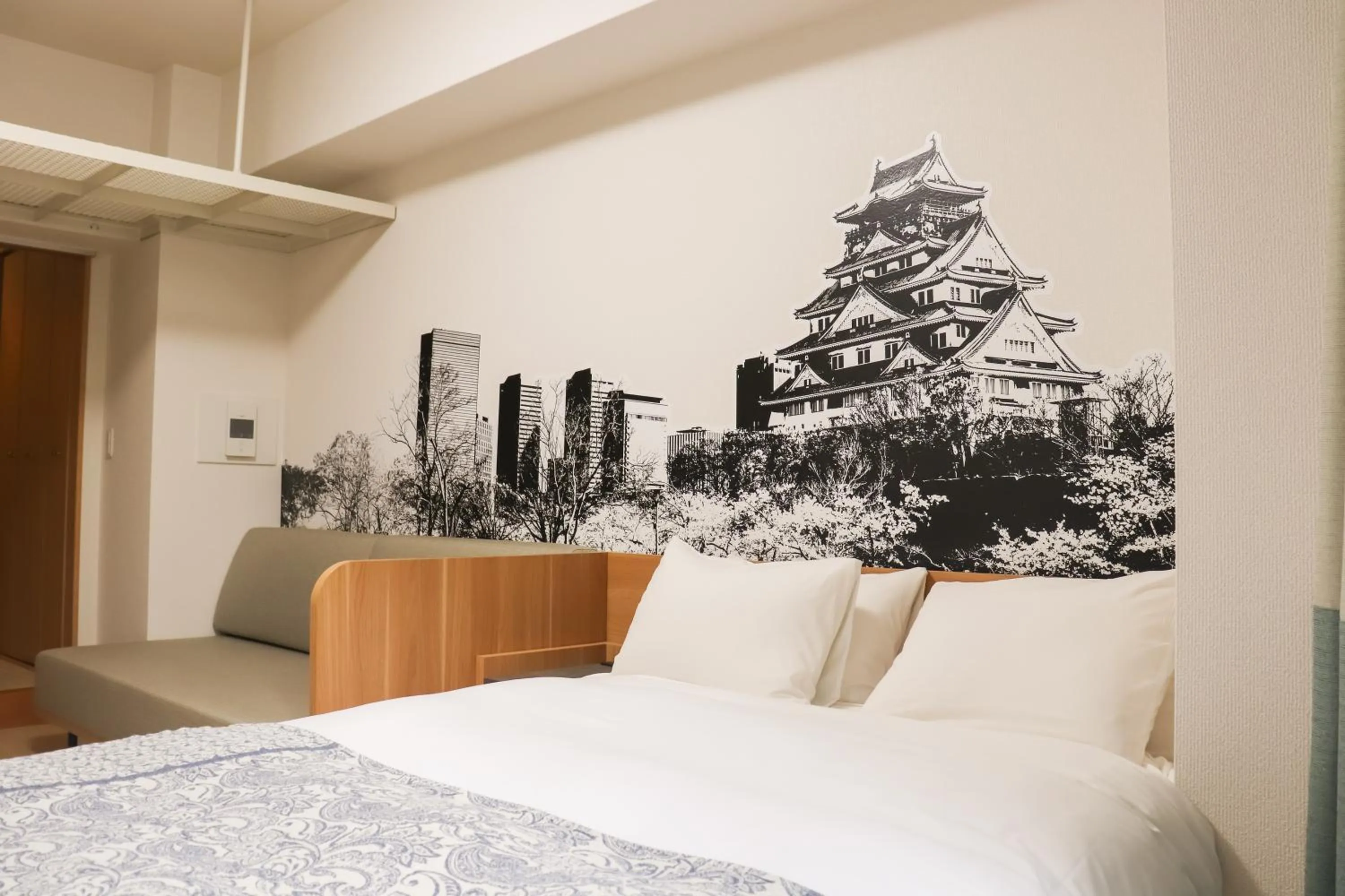 Photo of the whole room, Bed in yksi STAY ＆ APARTMENT OSAKA