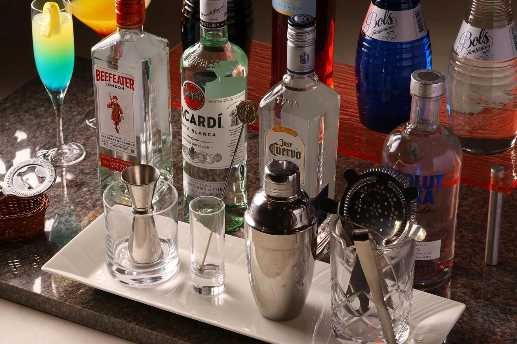 Lounge or bar in Hotel Springs Makuhari Premier