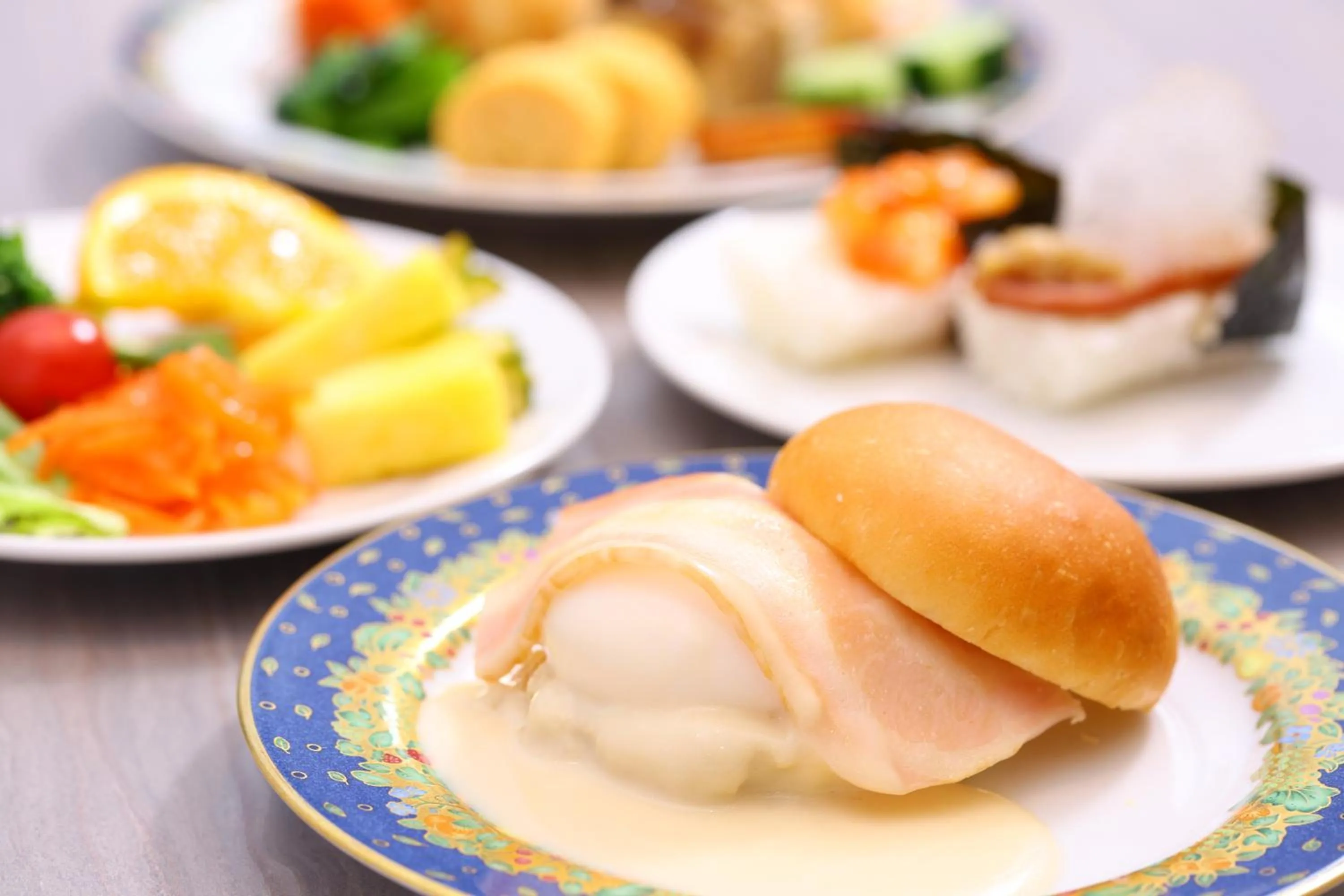 Buffet breakfast in Hotel Springs Makuhari Premier